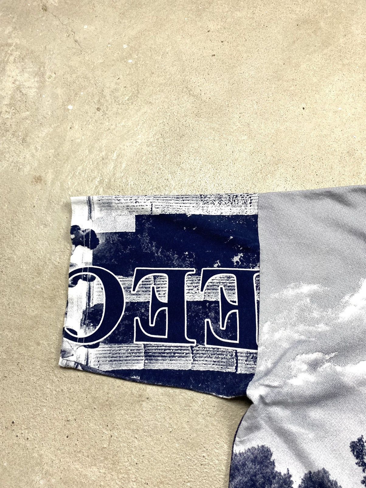 Vintage Rare! 80-90’s Vintage Greece Graphic Tee Shirt Hype Y2K Size US XL / EU 56 / 4 - 9 Thumbnail