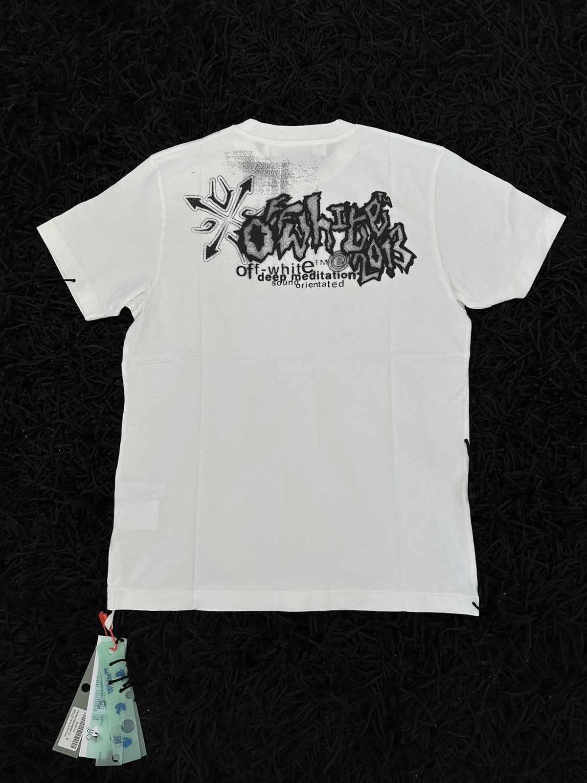 Off-White Off-White T-Shirt Size US S / EU 44-46 / 1 - 1 Thumbnail