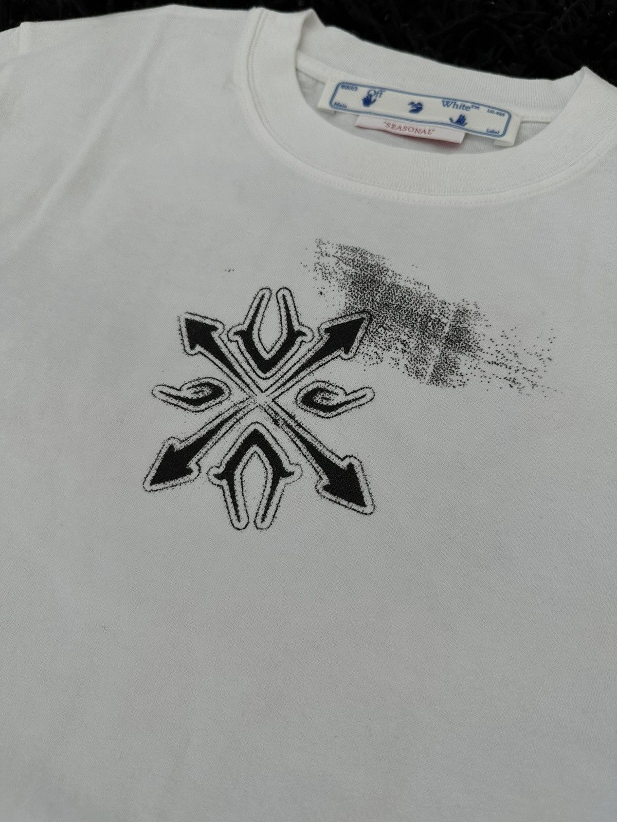 Off-White Off-White T-Shirt Size US S / EU 44-46 / 1 - 4 Thumbnail