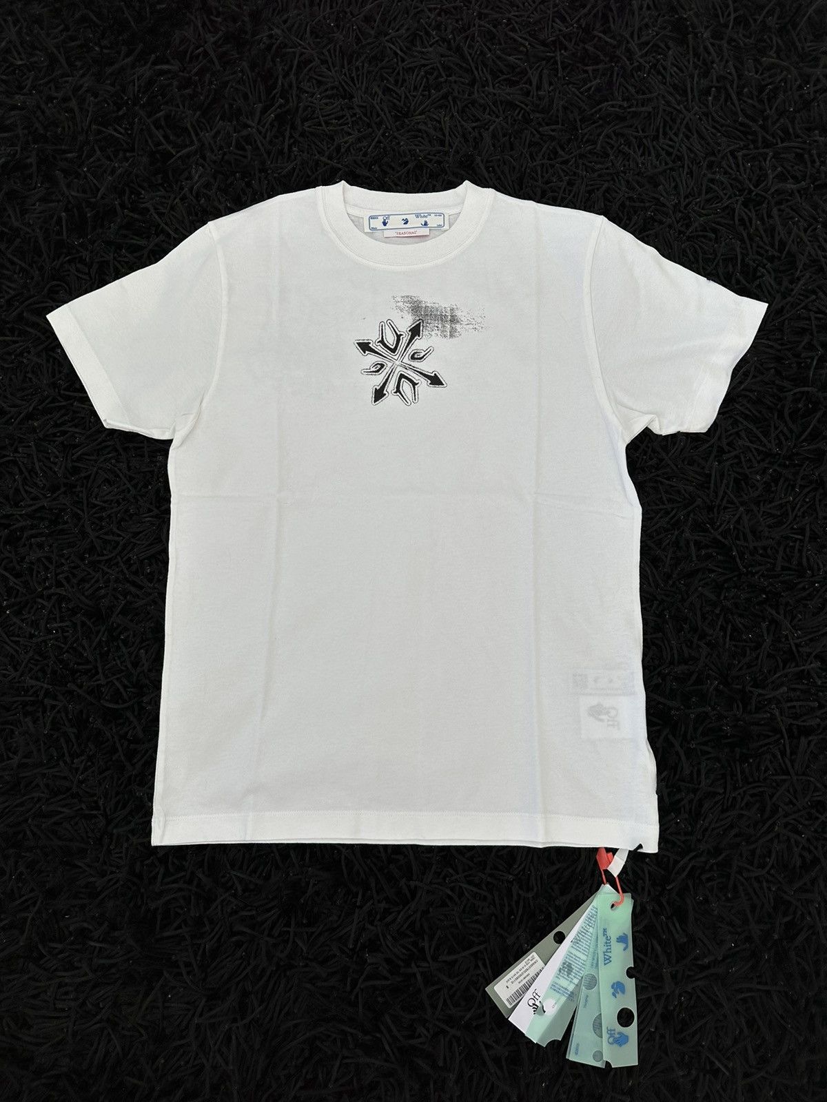 Off-White Off-White T-Shirt Size US S / EU 44-46 / 1 - 3 Thumbnail
