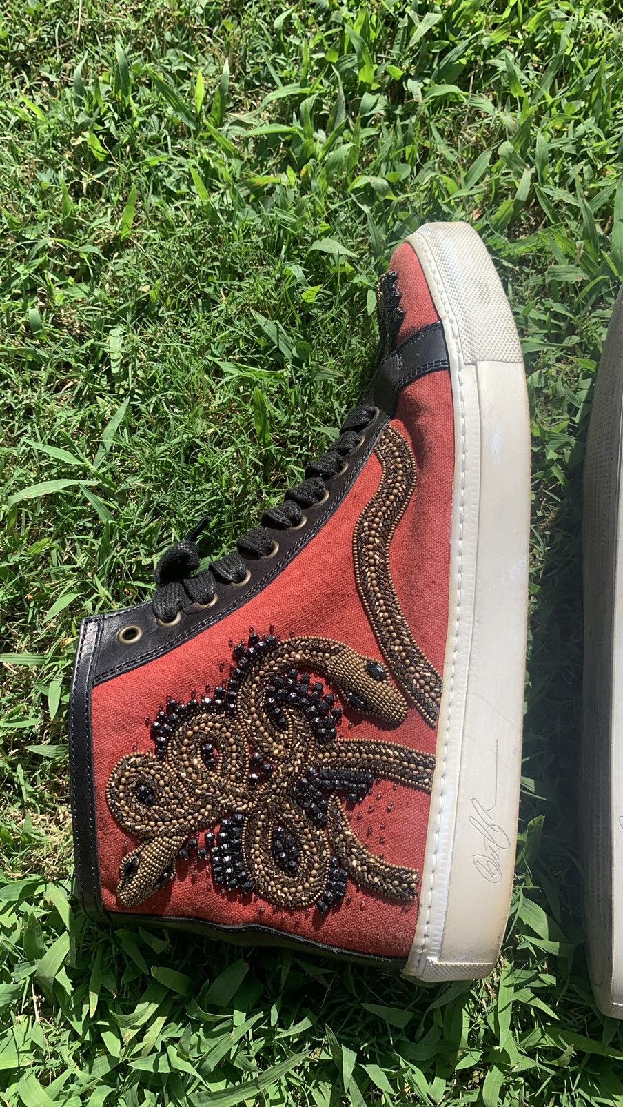 Donald Pliner Donald J Pliner Signature Lajos Snake-Beaded Hi Top Sneaker Size US 10 / EU 43 - 12 Thumbnail