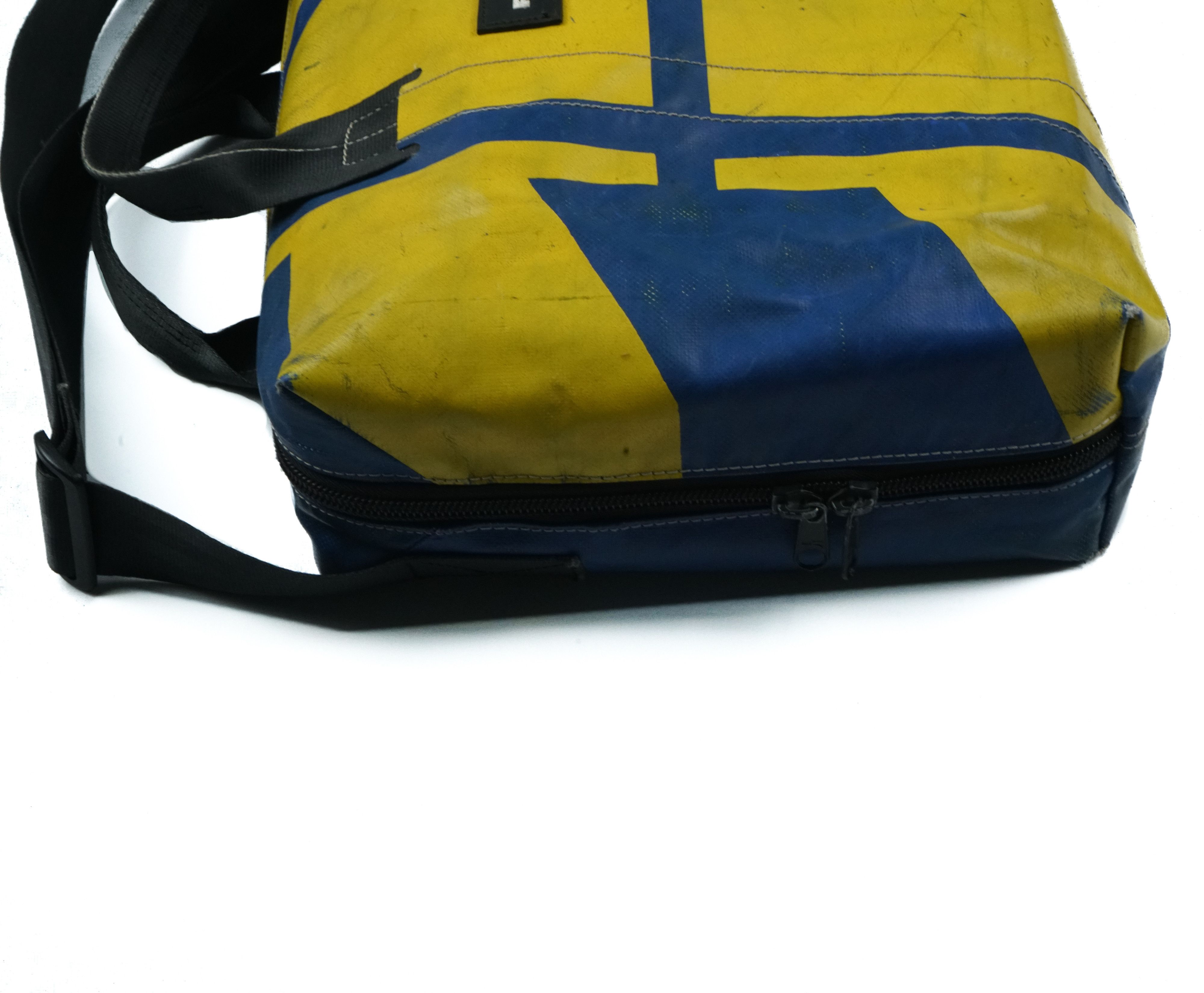 Freitag × Vintage Freitag Roy Laptop Crossbody Bag Yellow Blue Size ONE SIZE - 5 Thumbnail