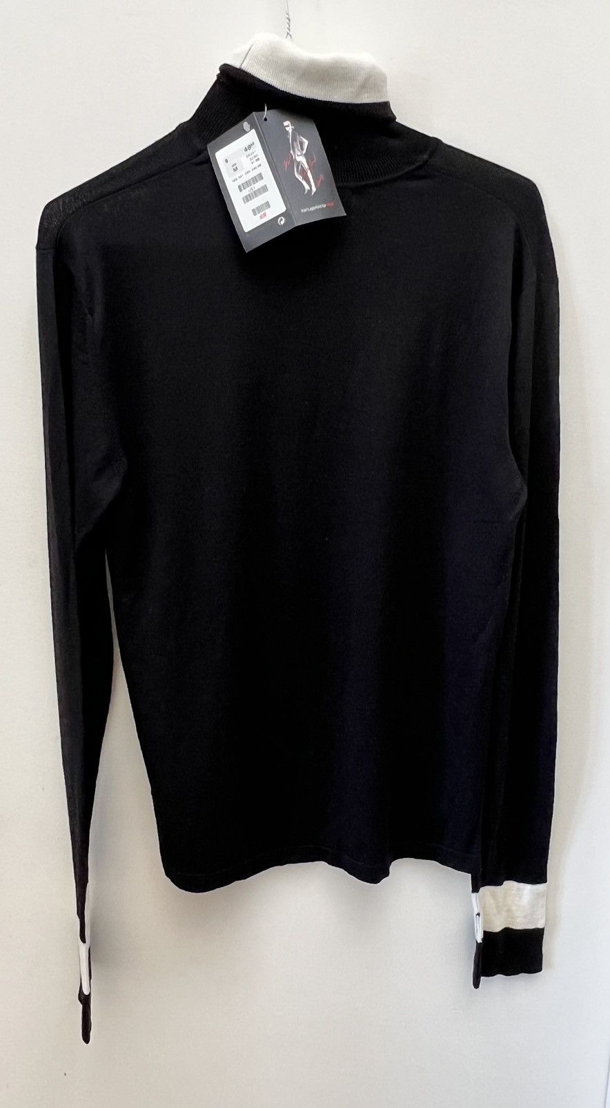 Karl Lagerfeld KARL LAGERFELD/H&M collaboration B&W turtleneck sweater Size US M / EU 48-50 / 2 - 3 Thumbnail