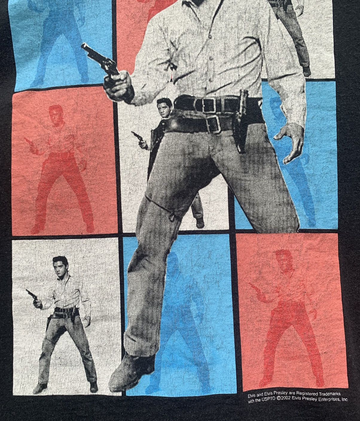 Vintage Vintage 2002 Elvis Presley T-shirt Size US L / EU 52-54 / 3 - 11 Thumbnail