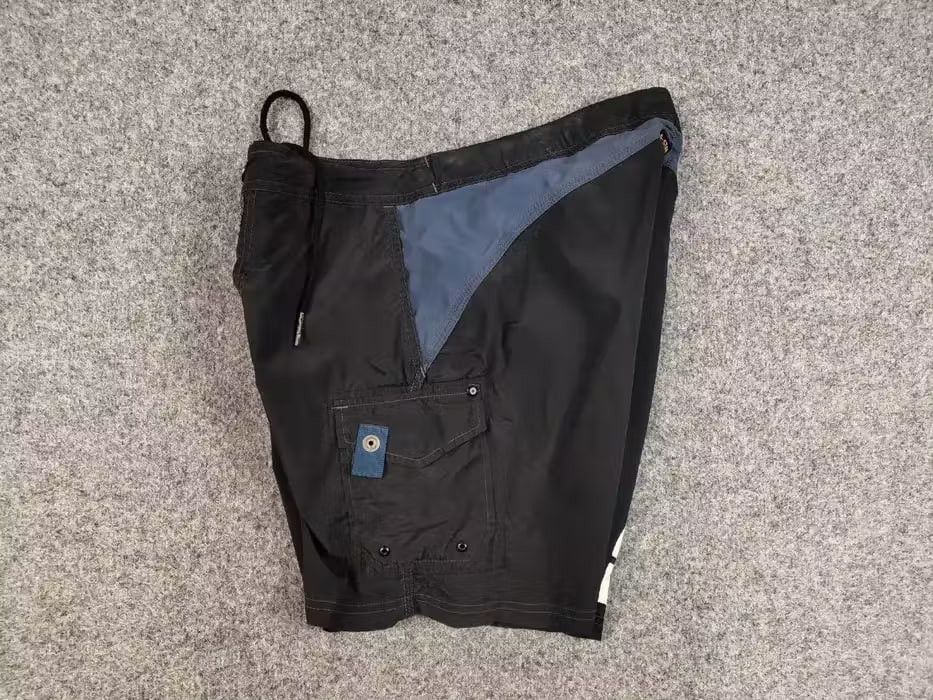 G-Star Vintage 90's G Star Raw Black Logo Nylon Cargo Shorts Size US 32 / EU 48 - 6 Thumbnail