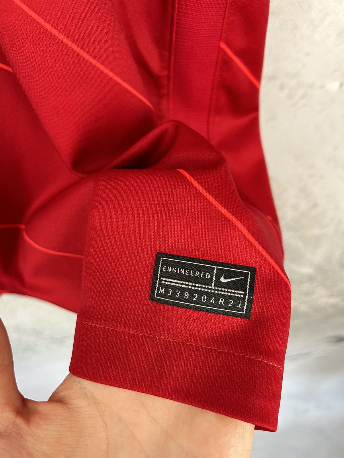 Nike Liverpool FC #14 Henderson Nike Soccer Jersey Football Retro Size US XL / EU 56 / 4 - 7 Thumbnail