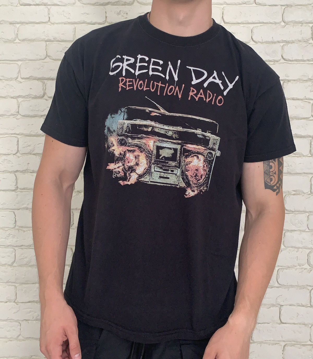Pre-owned Band Tees X Vintage Green Day Revolution Radio T Shirt In Black