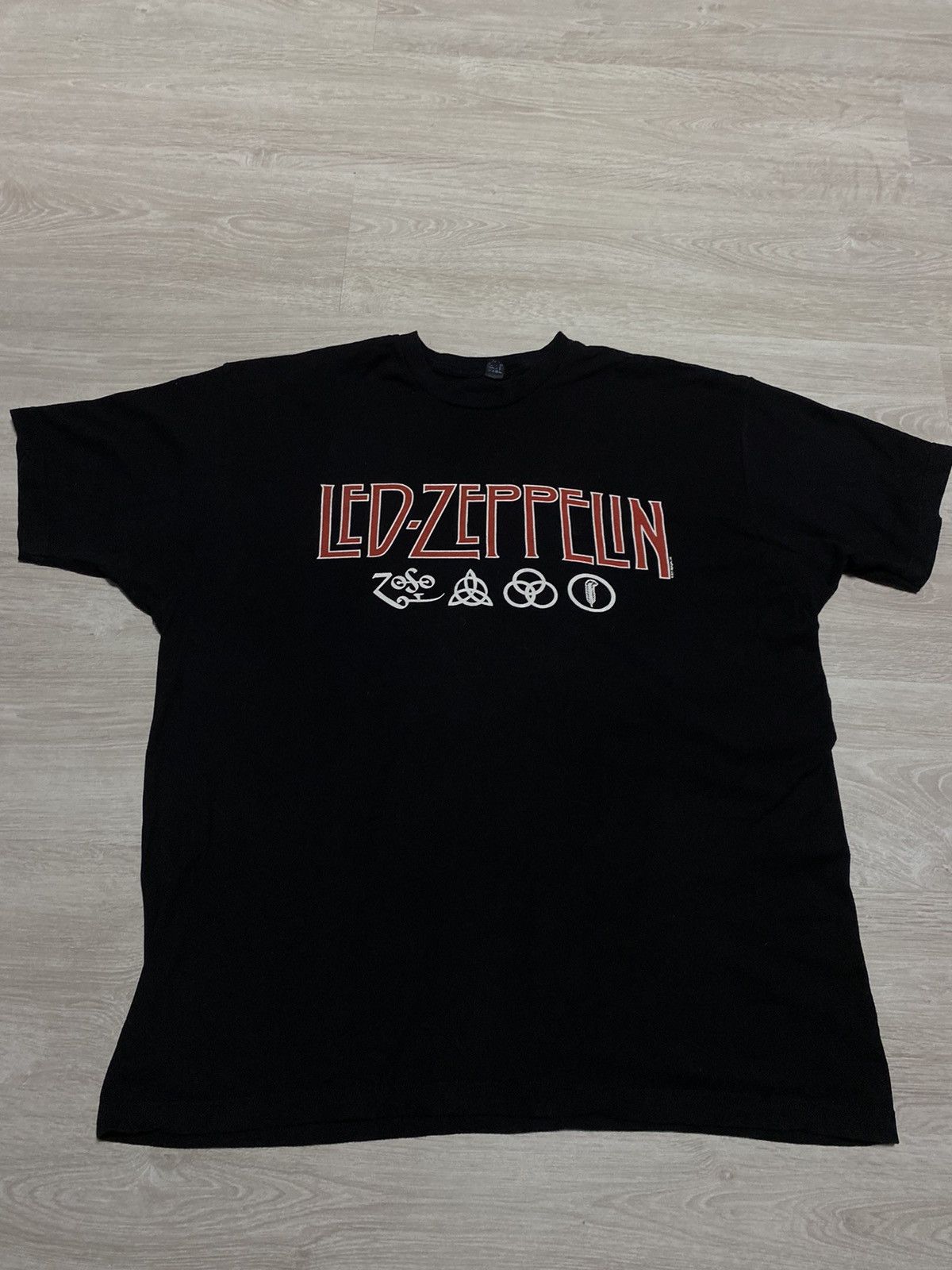 Led Zeppelin Led Zeppelin T-shirt XXL 2011 years Size US XXL / EU 58 / 5 - 1 Thumbnail