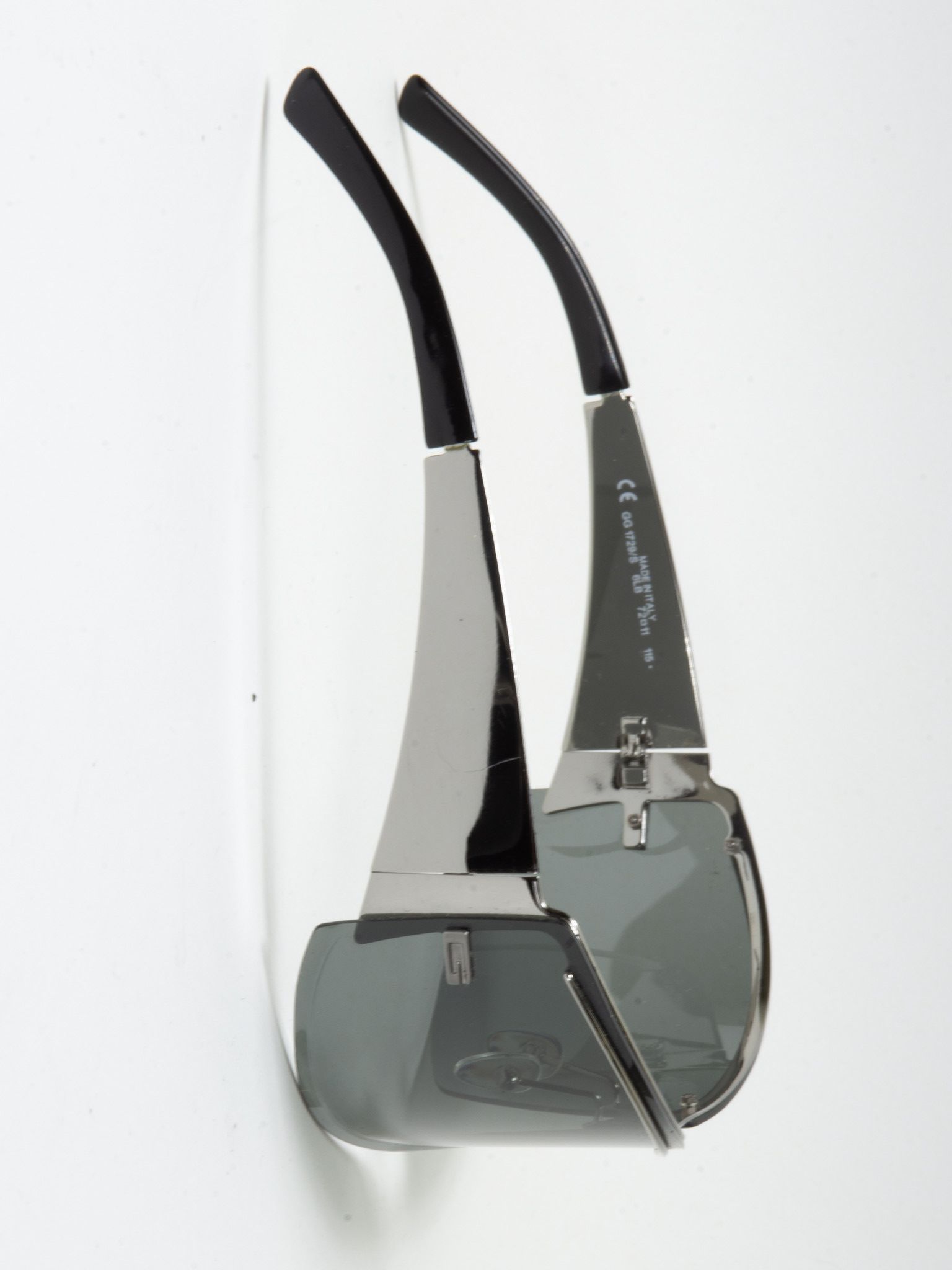 VINTAGE METAL FRAME GUCCI SUNGLASSES