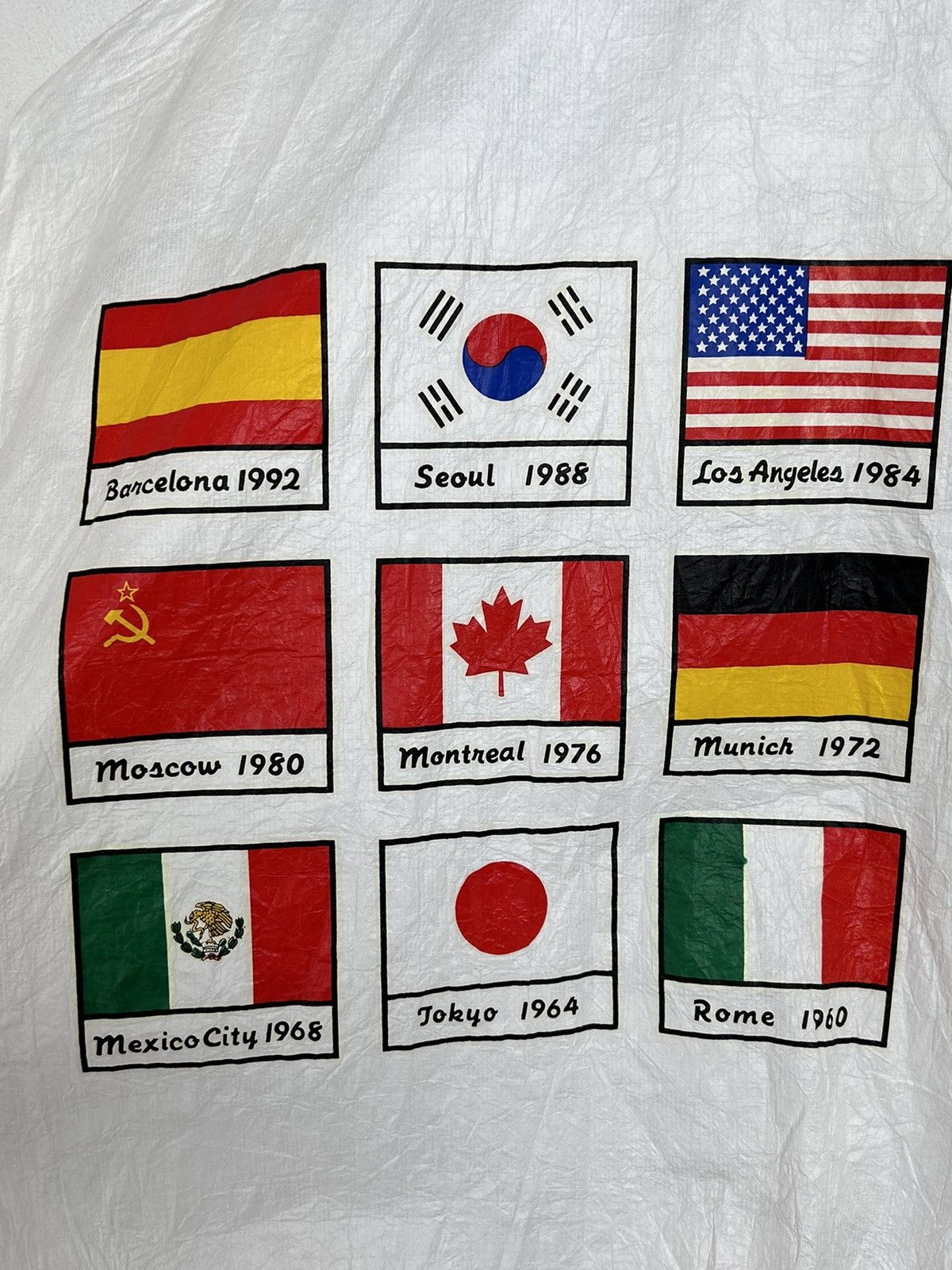 Nike Vintage Nike Korea 1988 Olympics Paper Windbreaker Jacket Size US L / EU 52-54 / 3 - 8 Thumbnail
