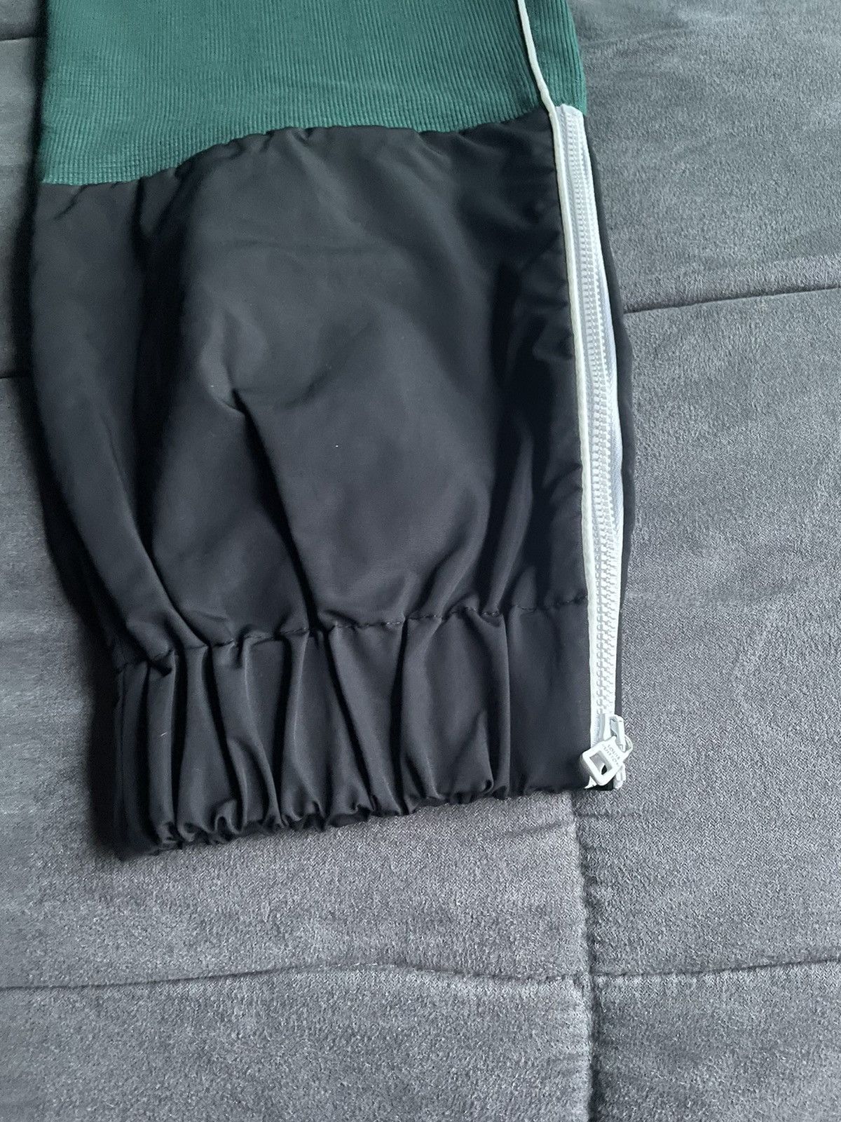 Louis Vuitton Louis Vuitton Hybrid Nylon Joggers Size US 32 / EU 48 - 6 Thumbnail