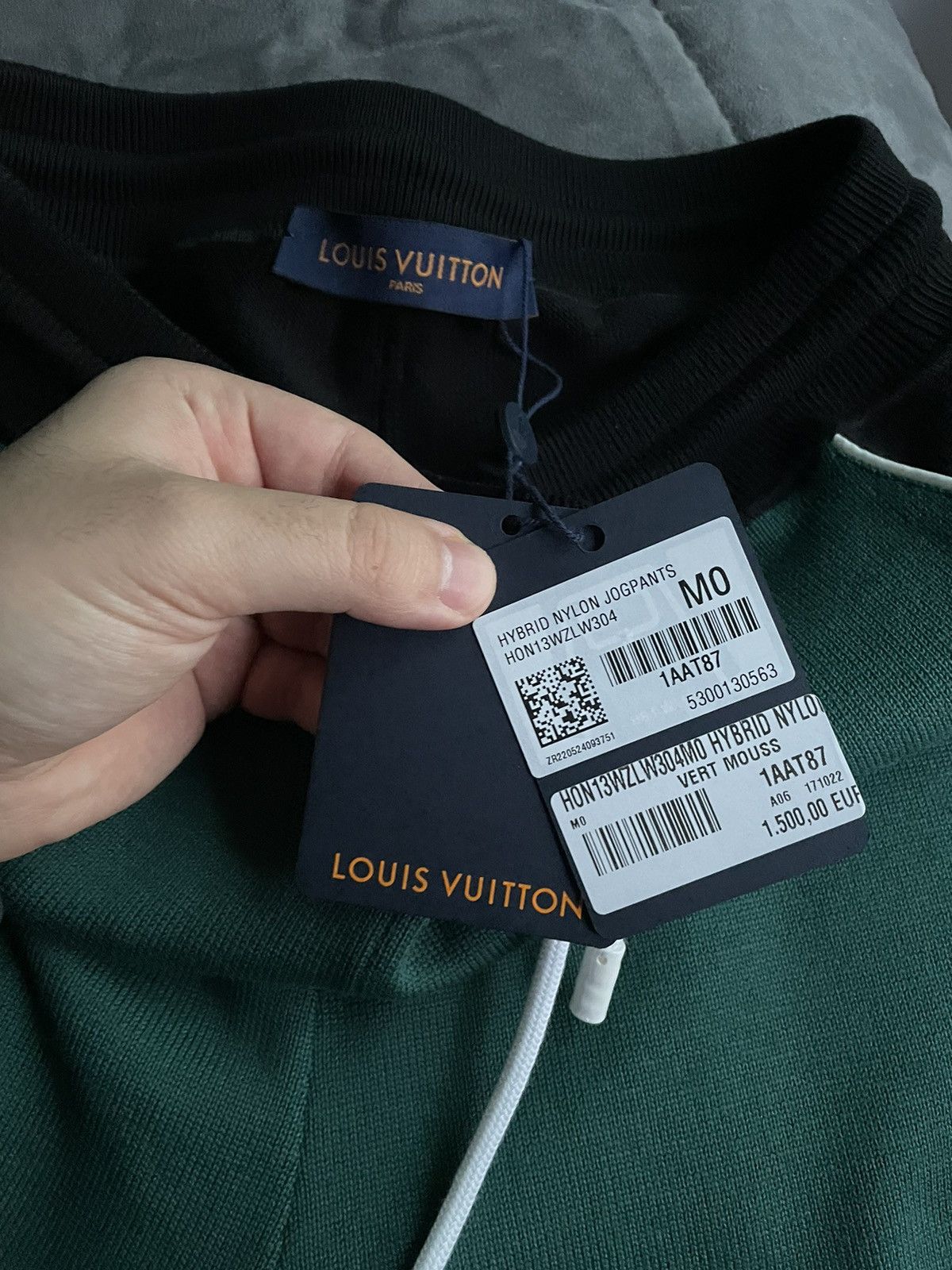 Louis Vuitton Louis Vuitton Hybrid Nylon Joggers Size US 32 / EU 48 - 13 Thumbnail