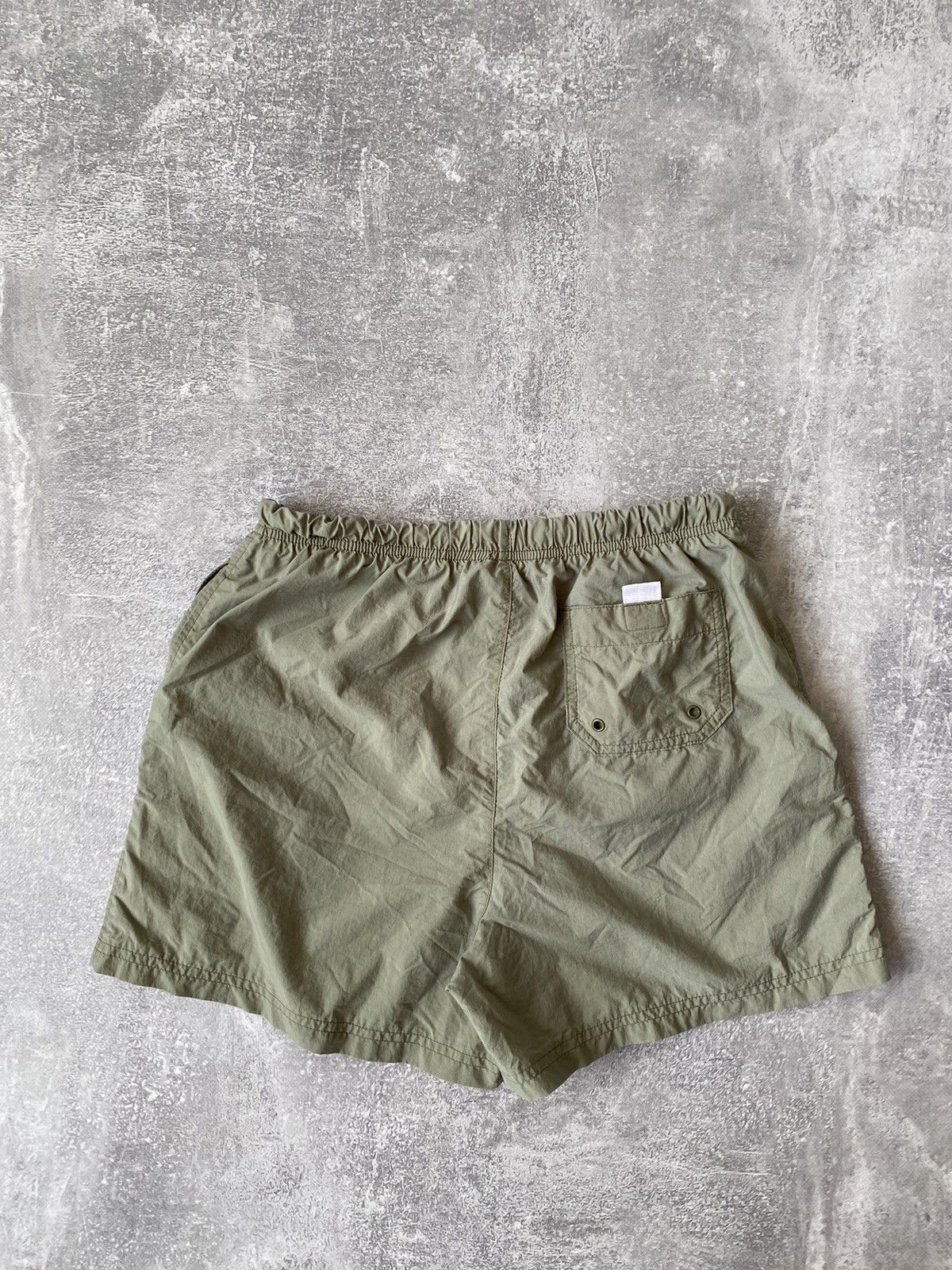 Nike Vintage Nike Nylon Shorts Green Size US 30 / EU 46 - 3 Thumbnail