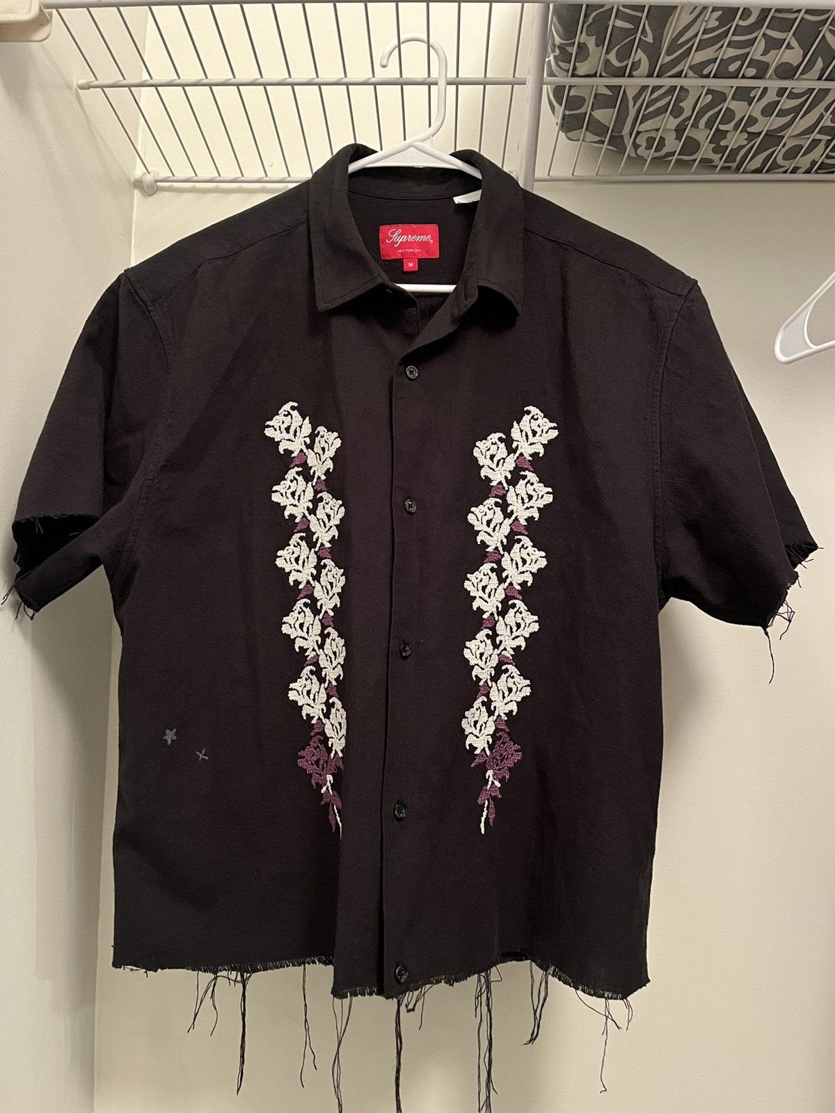 一度ロンTの上から着用した程度supreme Needlepoint S/S Shirt - シャツ