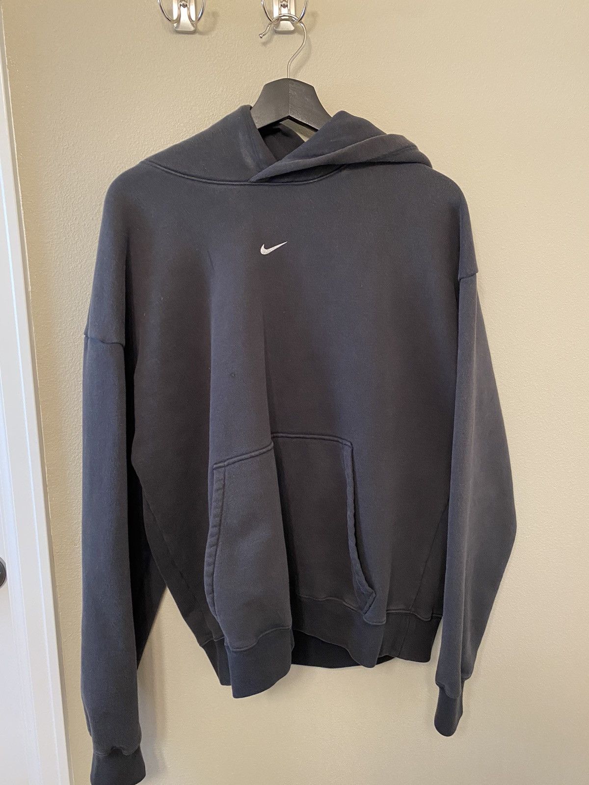 Nike x olivia kim best sale hoodie black