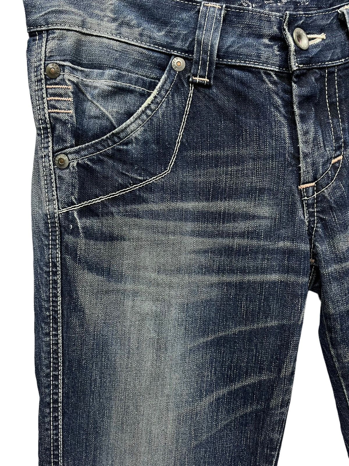 Edwin INSANE FLARE🔥VTG EDWIN 503 Distressed Buckle Back Low Rise Size 30" / US 8 / IT 44 - 5 Thumbnail