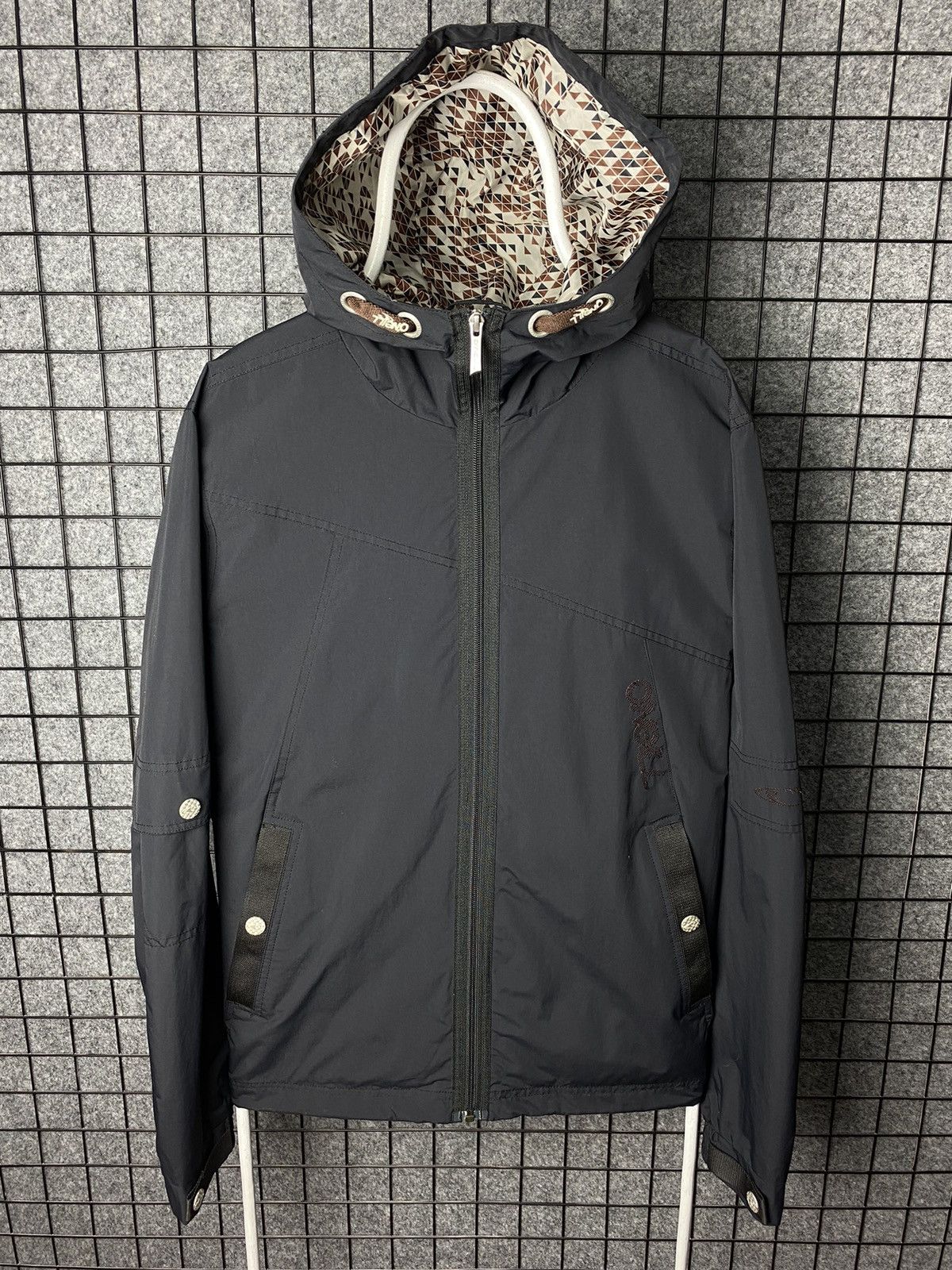 O'Neill ONeill Outdoor Nylon Light Jacket Size L Size US L / EU 52-54 / 3 - 1 Thumbnail