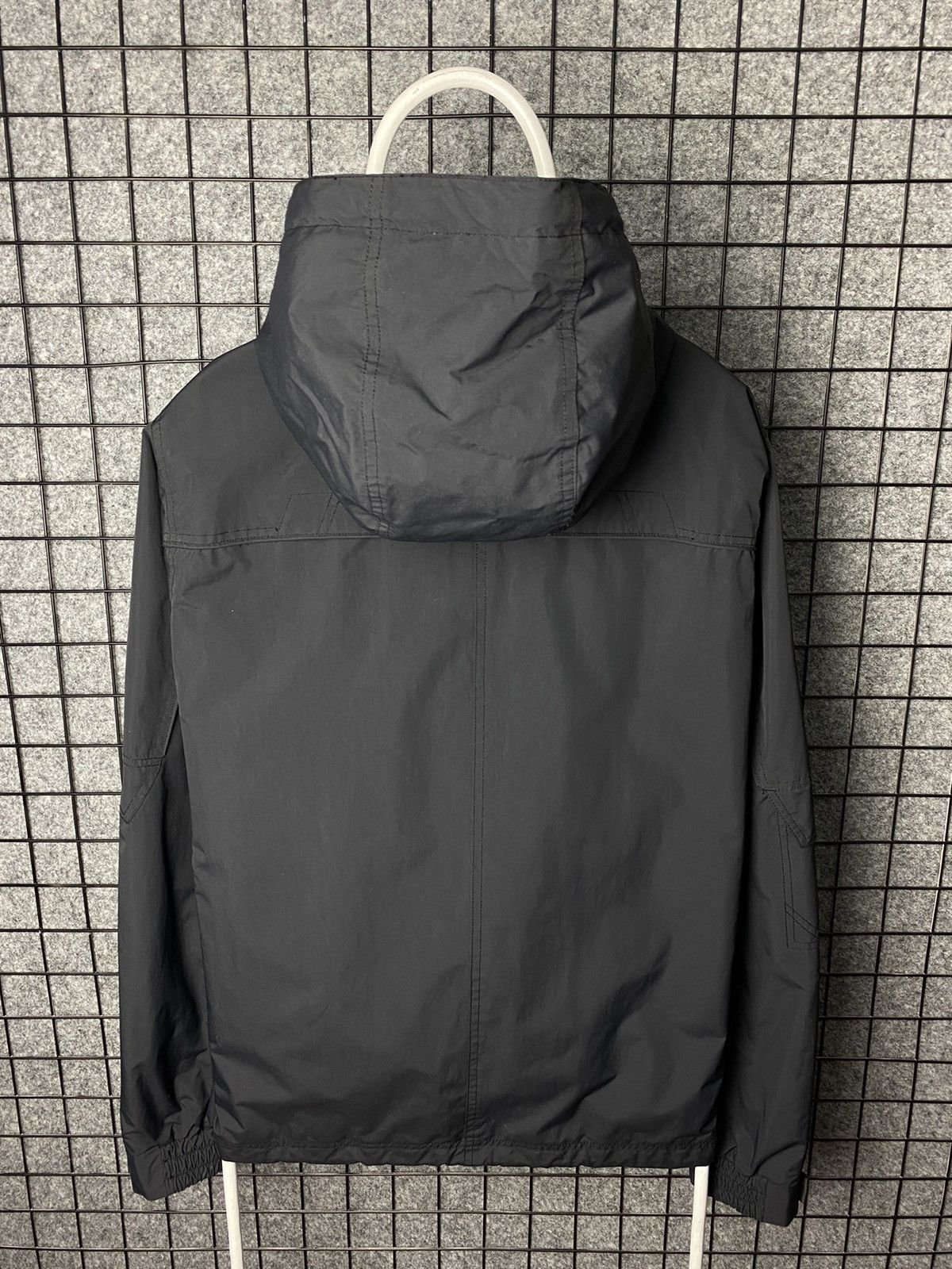 O'Neill ONeill Outdoor Nylon Light Jacket Size L Size US L / EU 52-54 / 3 - 12 Thumbnail