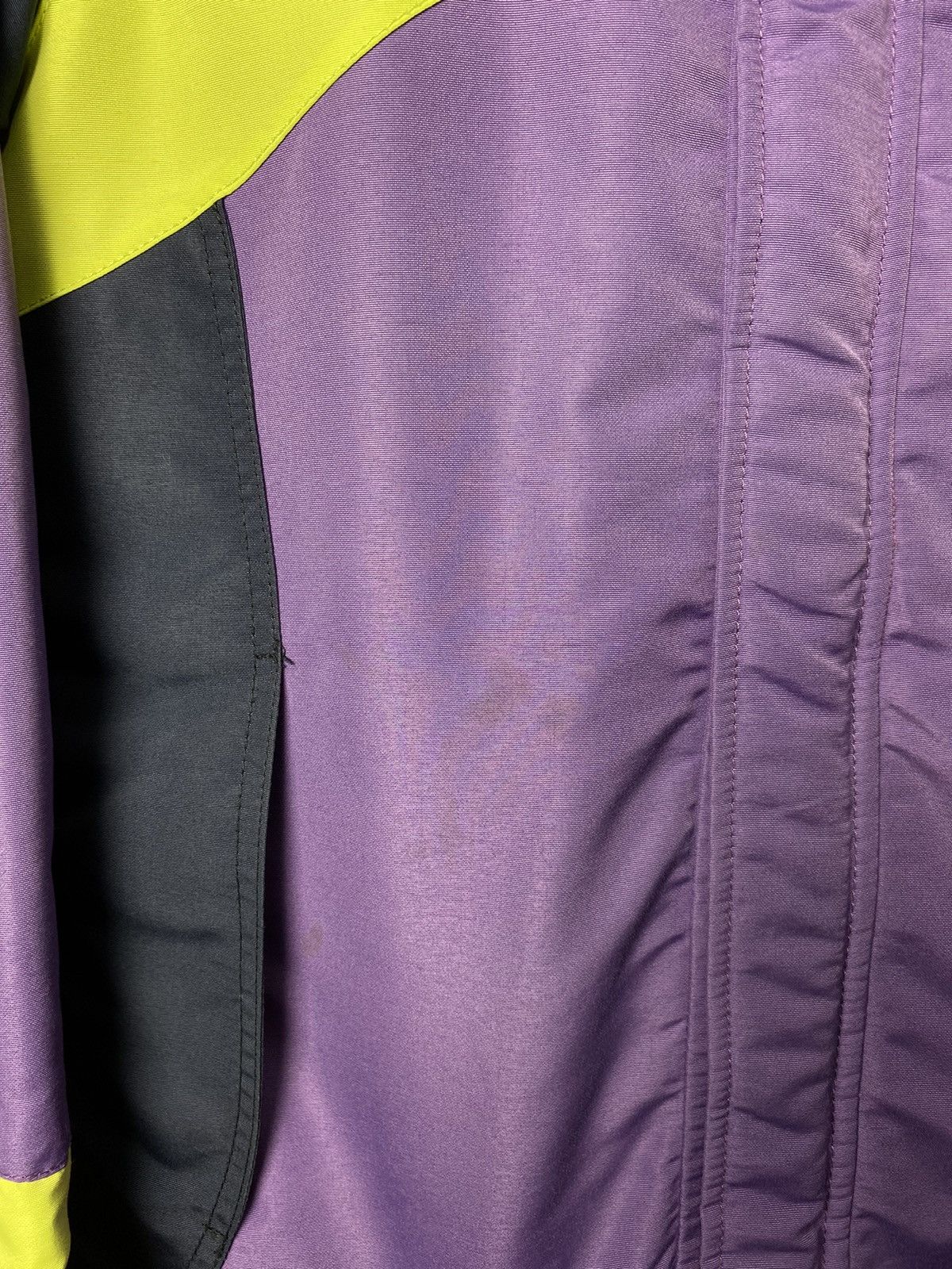Jack Wolfskin Jack Wolfskin Outdoor Vintage Windbreaker Light Jacket SizeM Size M / US 6-8 / IT 42-44 - 2 Thumbnail