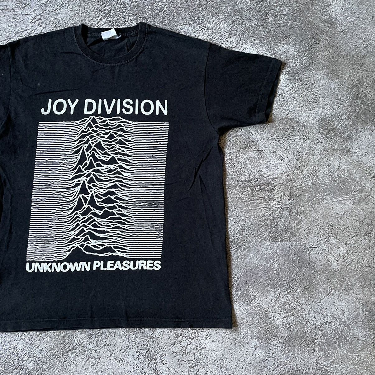 Vintage Vintage Y2K Joy Division Graphic Tee Grunge Band Relaxed S Size US S / EU 44-46 / 1 - 2 Thumbnail