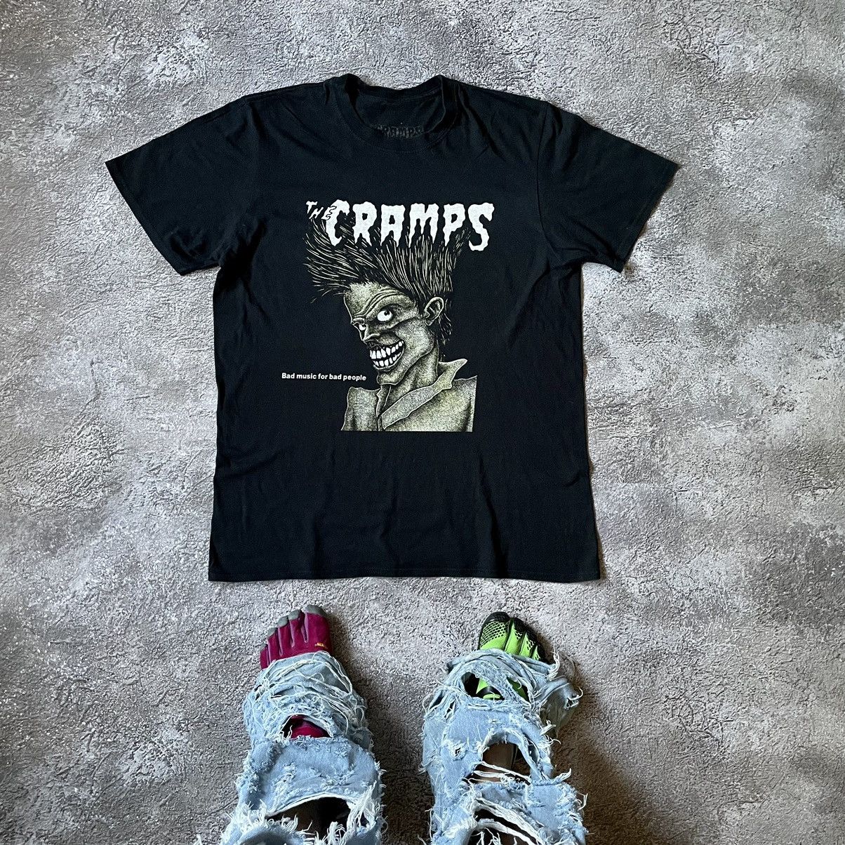 Vintage Vintage Y2K Cramps Band Tee Faded Black Punk Horror Slim L Size US L / EU 52-54 / 3 - 1 Thumbnail