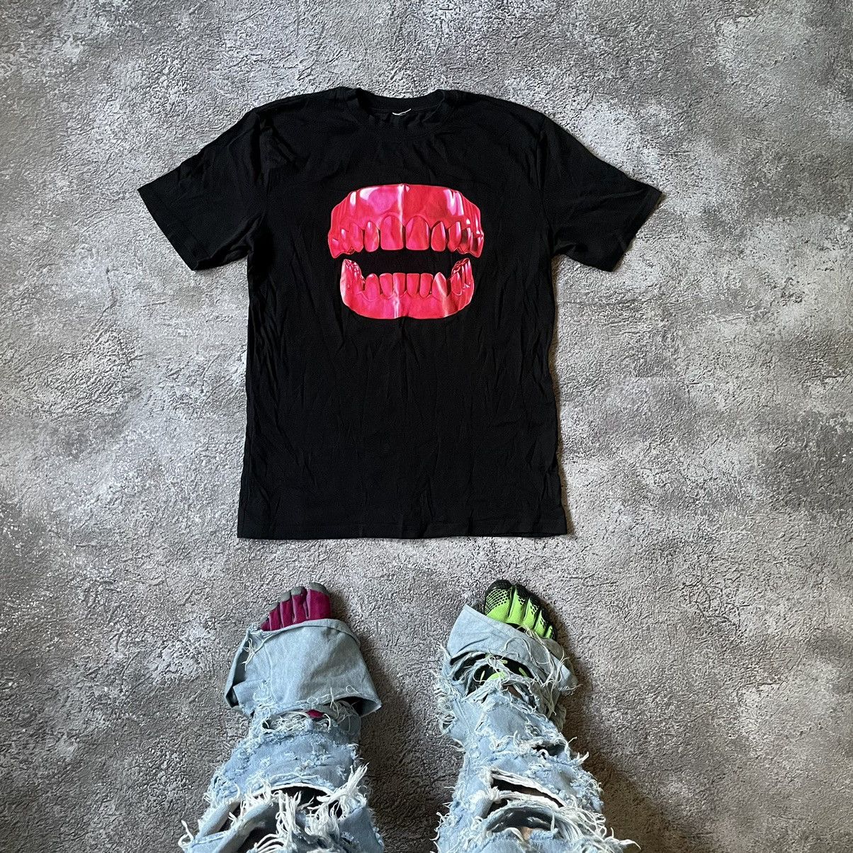 Vintage Vintage Y2K Graphic Tee Teeth Mouth Horror Goth Black Boxy S Size US S / EU 44-46 / 1 - 1 Thumbnail