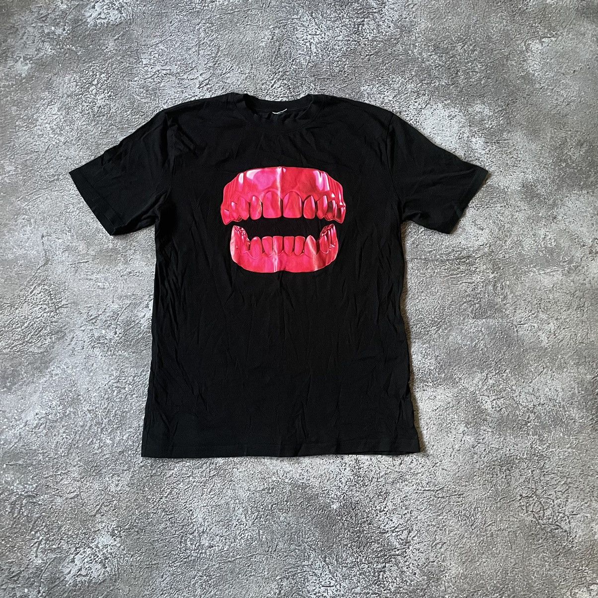 Vintage Vintage Y2K Graphic Tee Teeth Mouth Horror Goth Black Boxy S Size US S / EU 44-46 / 1 - 2 Thumbnail