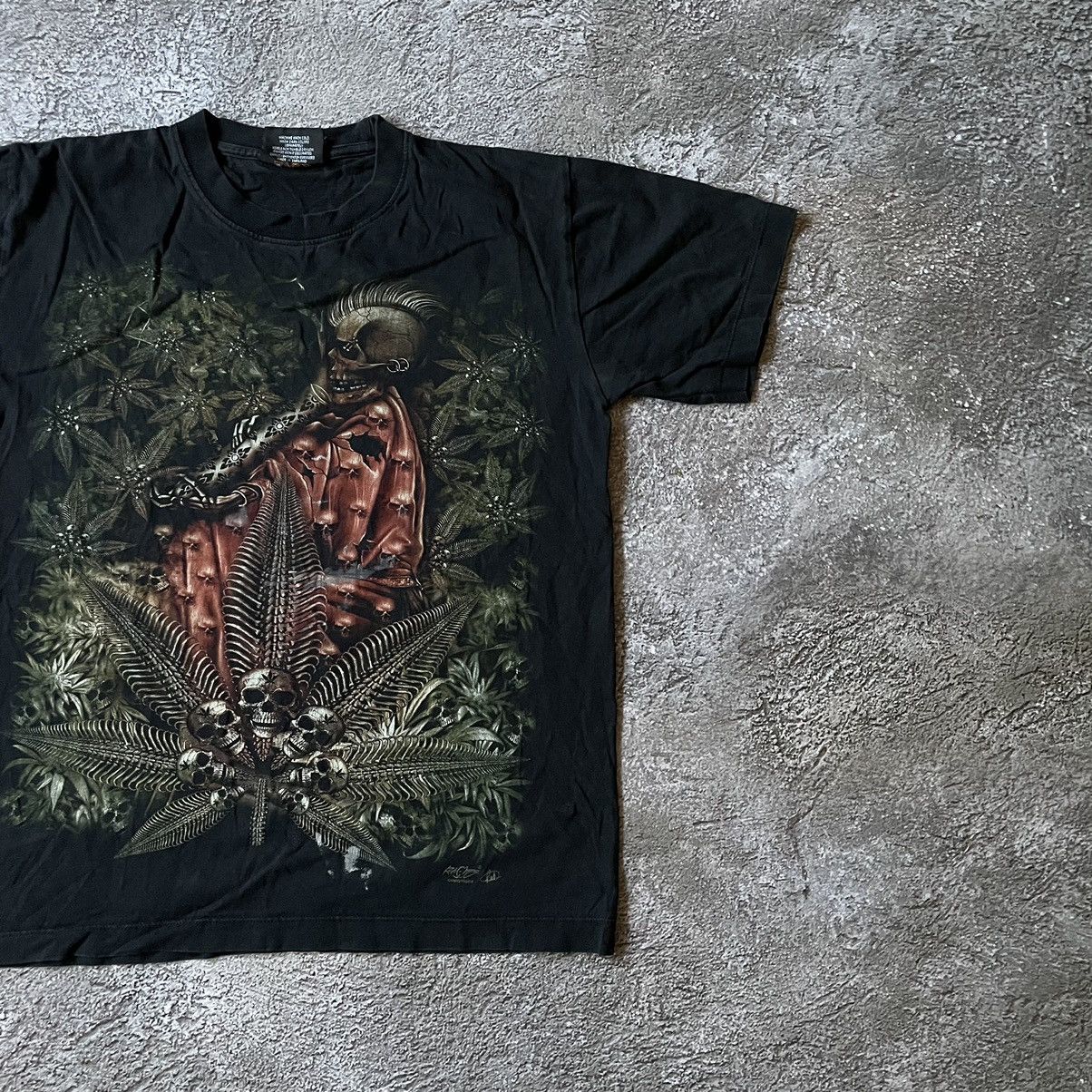Vintage Vintage Y2K Graphic Tee Weed Face Abstract Goth Bleached M Size US M / EU 48-50 / 2 - 2 Thumbnail