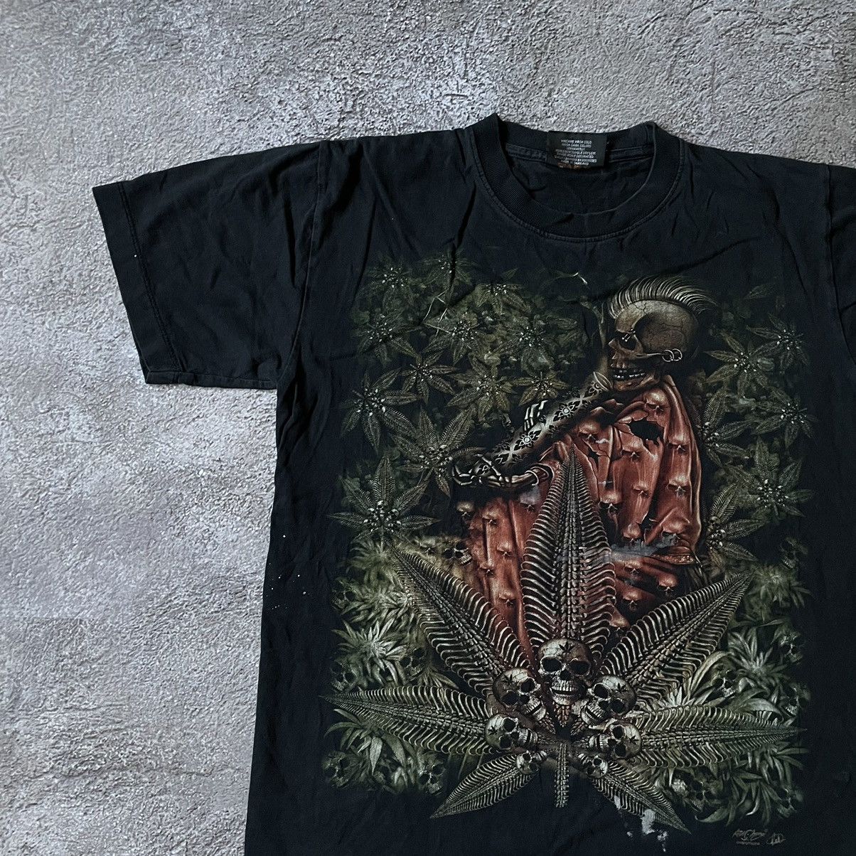 Vintage Vintage Y2K Graphic Tee Weed Face Abstract Goth Bleached M Size US M / EU 48-50 / 2 - 4 Thumbnail