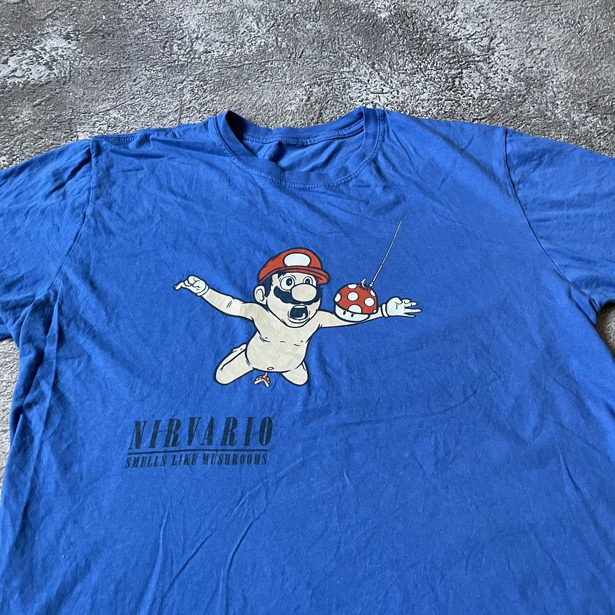 Vintage Vintage Y2K Graphic Tee Sun Faded Streetwear Blue Tapered M Size US M / EU 48-50 / 2 - 5 Thumbnail