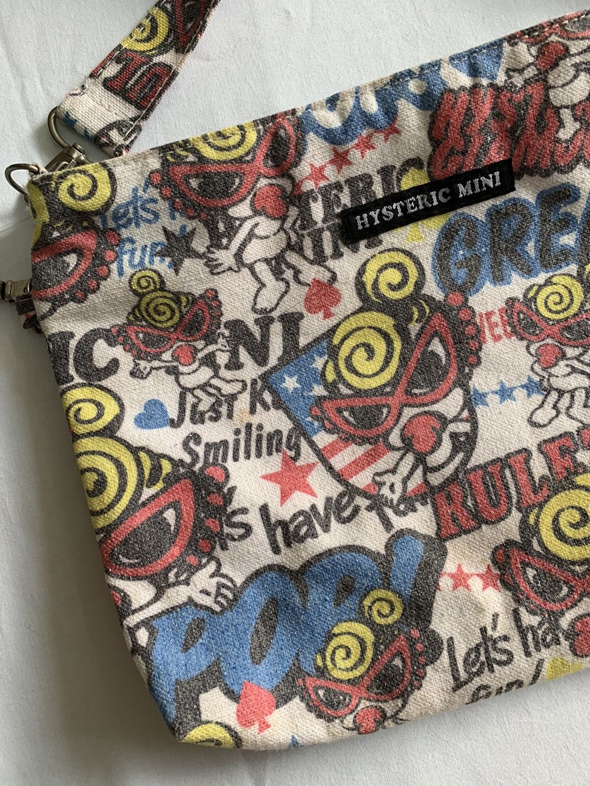 Hysteric Glamour RARE🔥HYSTERIC GLAMOUR OVERPRINT SLING BAG Size ONE SIZE - 2 Thumbnail