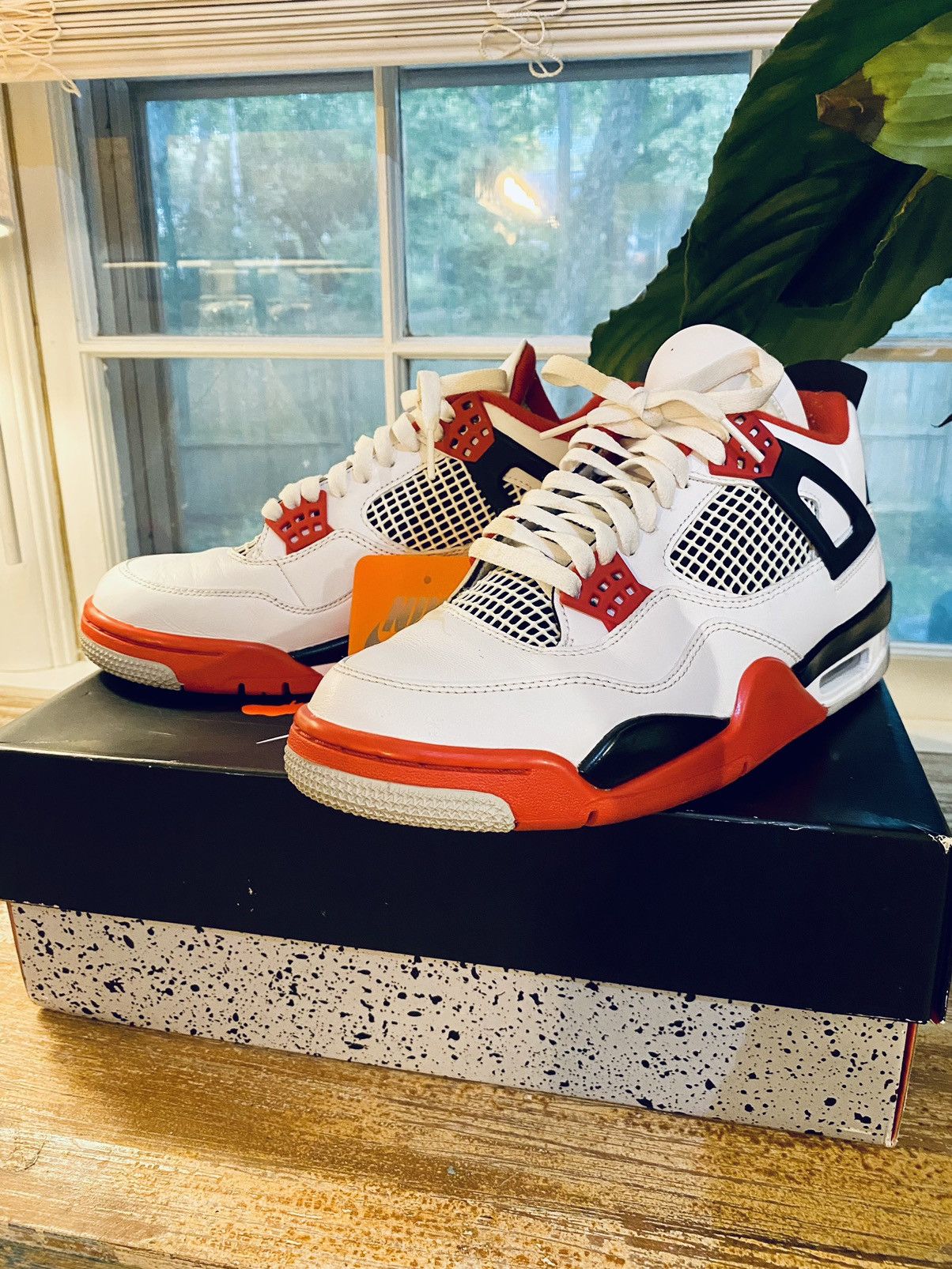 jordan 4 fire red 2020