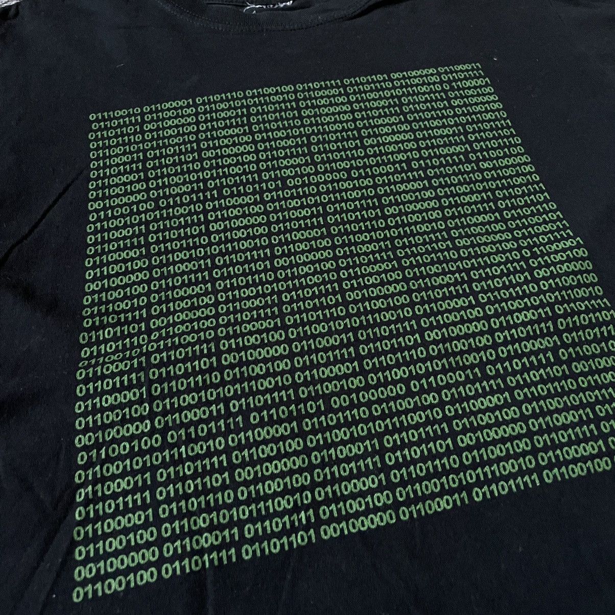 Vintage Vintage Y2K Matrix Code Graphic Tee Streetwear Boxy Slim M Size US M / EU 48-50 / 2 - 6 Thumbnail