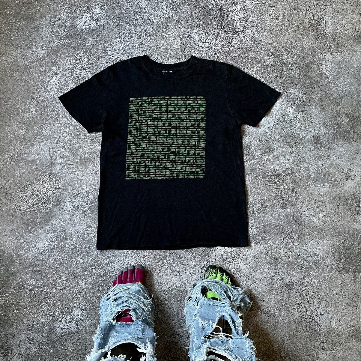 Vintage Vintage Y2K Matrix Code Graphic Tee Streetwear Boxy Slim M Size US M / EU 48-50 / 2 - 1 Thumbnail