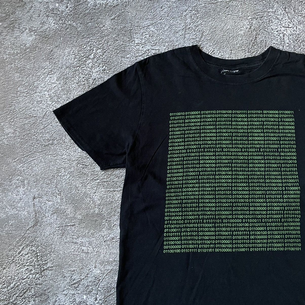 Vintage Vintage Y2K Matrix Code Graphic Tee Streetwear Boxy Slim M Size US M / EU 48-50 / 2 - 4 Thumbnail