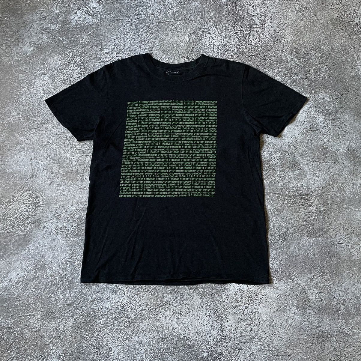 Vintage Vintage Y2K Matrix Code Graphic Tee Streetwear Boxy Slim M Size US M / EU 48-50 / 2 - 3 Thumbnail