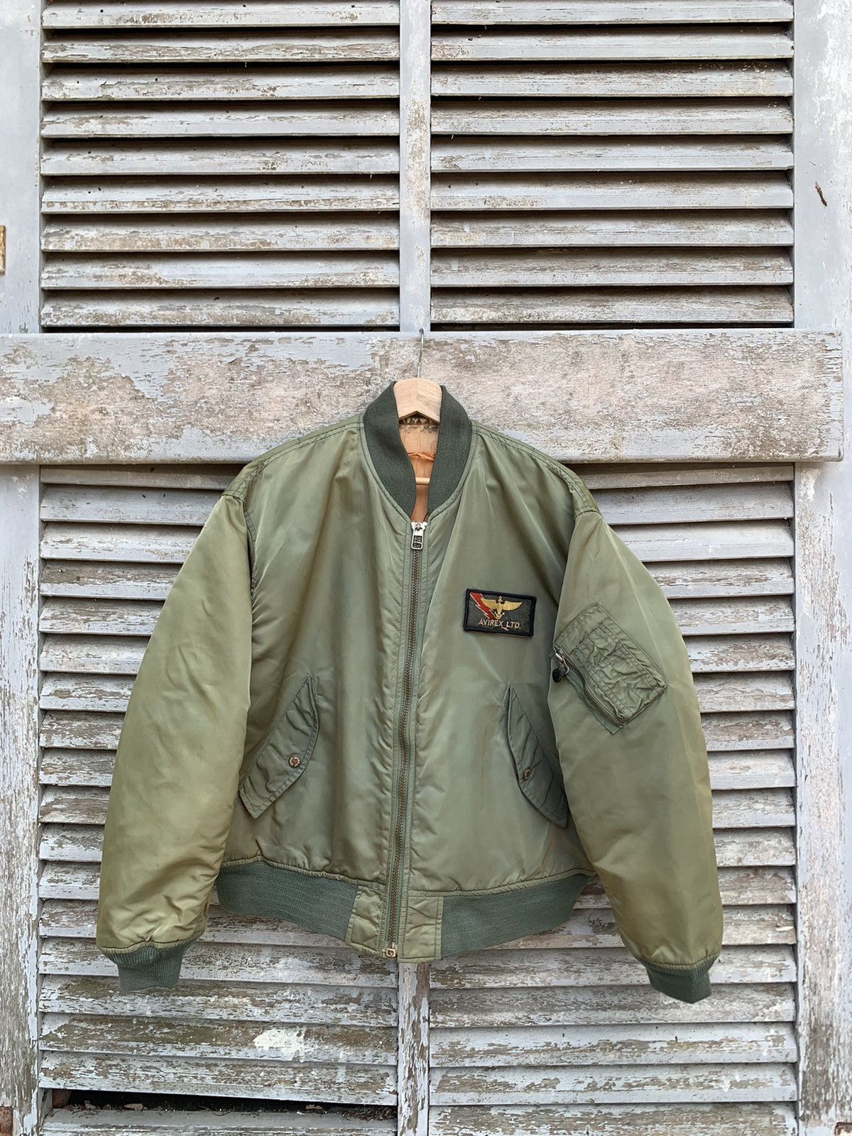 Avirex Vintage THRASHED AVIREX MA-1 Man Intermediate Bomber Jacket Size US M / EU 48-50 / 2 - 4 Thumbnail