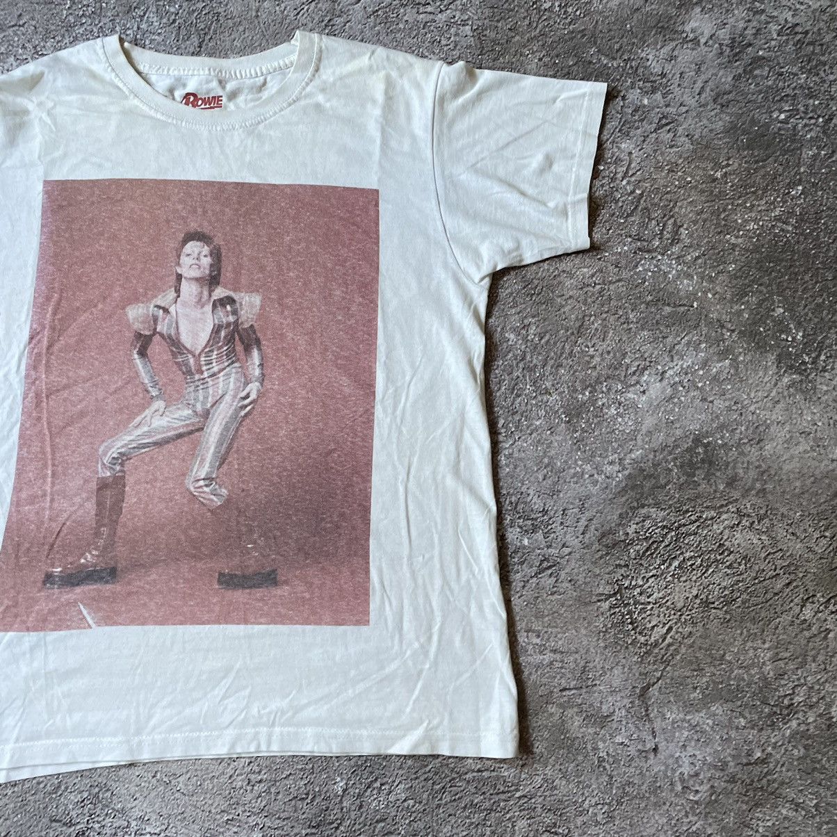 Vintage Vintage Y2K Sun Faded Graphic Tee Abstract Portrait Cream L Size US L / EU 52-54 / 3 - 3 Thumbnail