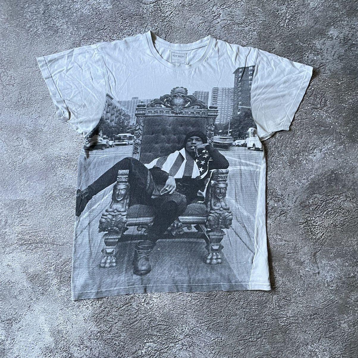 Vintage Vintage Y2K Sun Faded Graphic Tee Abstract Horror Print L Size US L / EU 52-54 / 3 - 2 Thumbnail