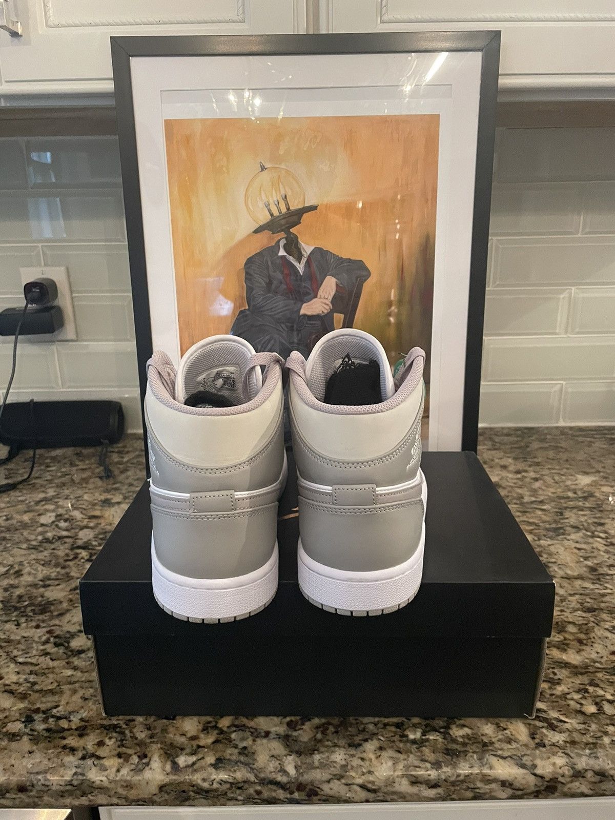Jordan Brand × Nike Air Jordan 1 Mid Linen Size US 9 / EU 42 - 4 Thumbnail
