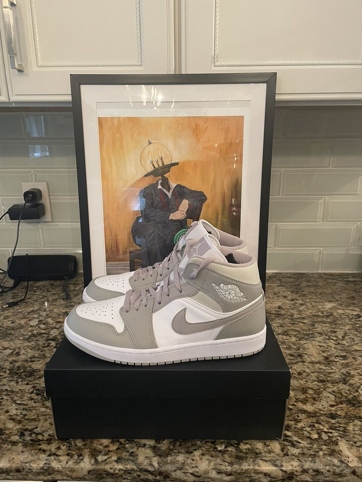 Jordan Brand × Nike Air Jordan 1 Mid Linen Size US 9 / EU 42 - 2 Thumbnail