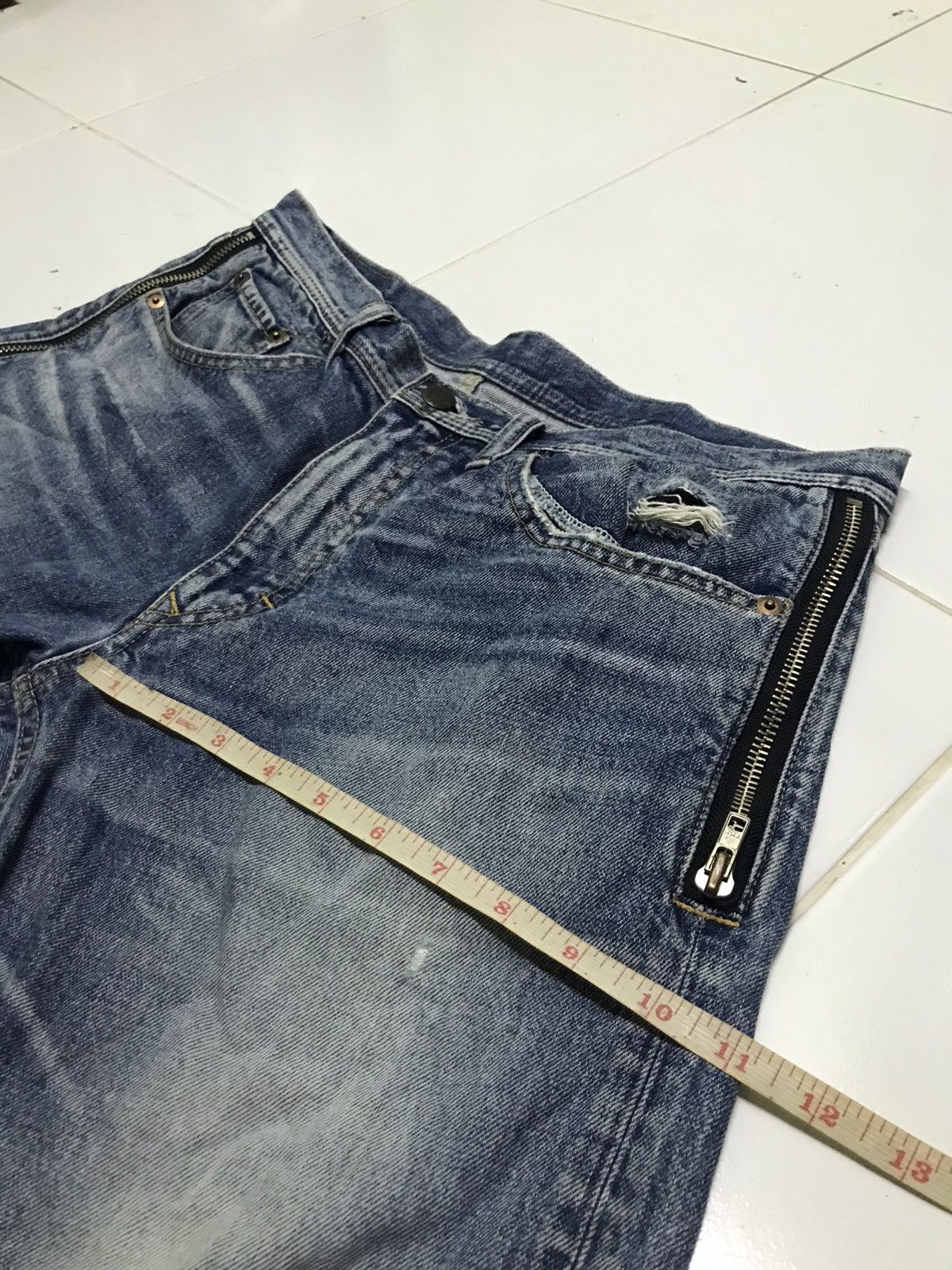 Seditionaries Rna sweat & co rusty wash blue denim jeans Size US 33 - 15 Thumbnail
