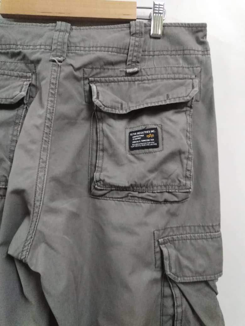 Alpha Industries Vintage Faded Alpha Industries Cargo Multi Pockets Size US 34 / EU 50 - 13 Thumbnail