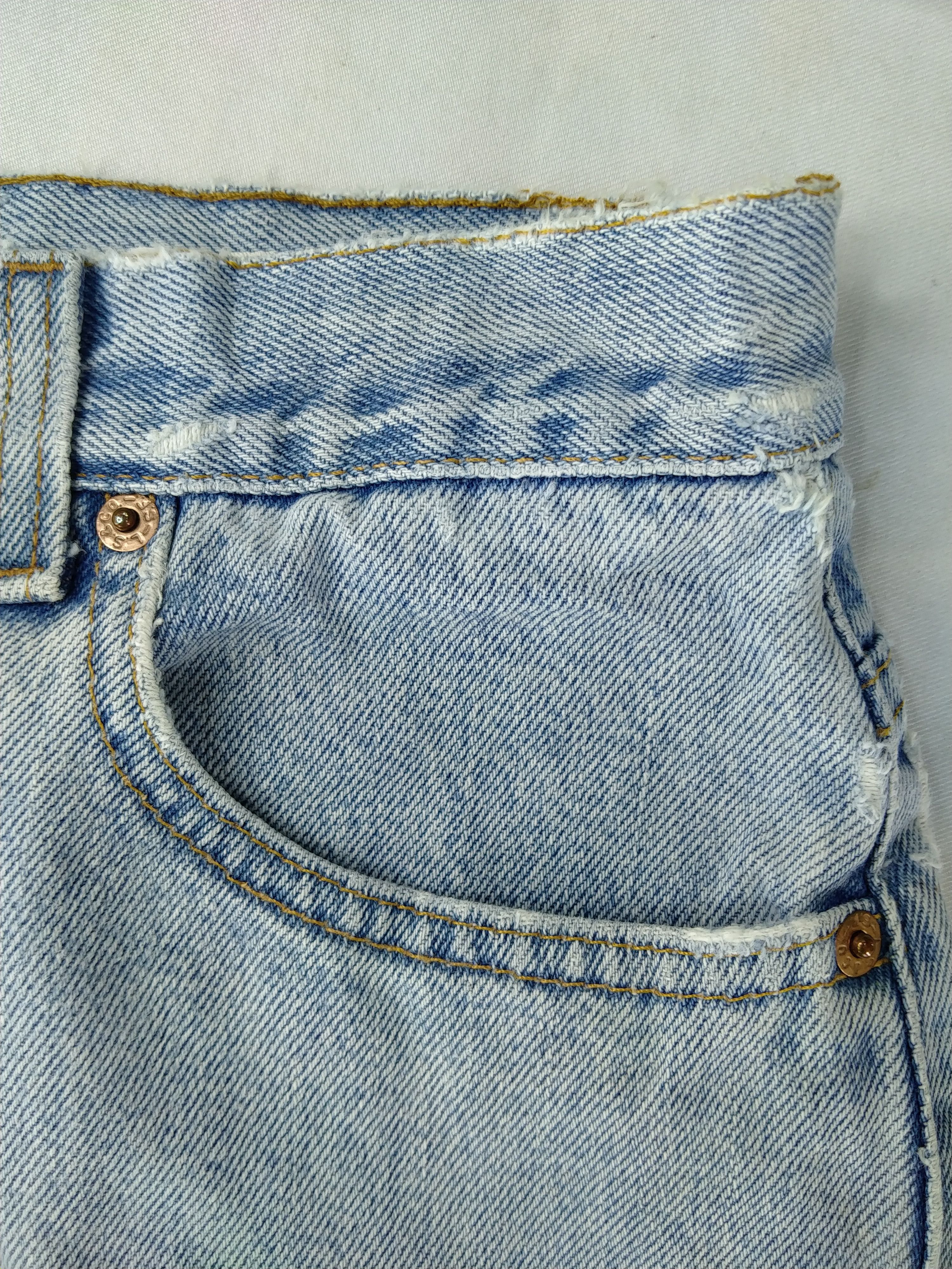 Levi's Light Wash Vintage Levi's 550 Denim 31x29 -JN164 Size US 31 - 12 Thumbnail