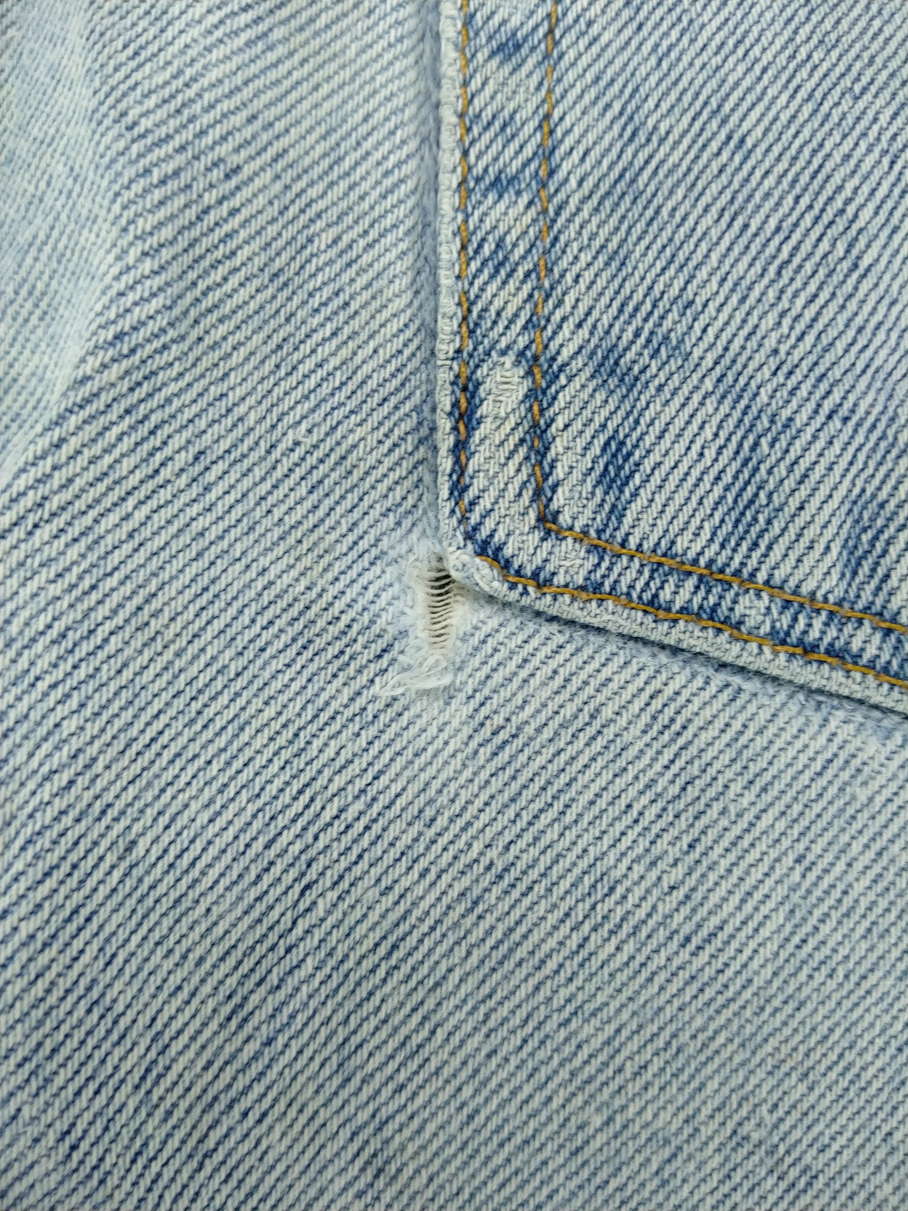 Levi's Light Wash Vintage Levi's 550 Denim 31x29 -JN164 Size US 31 - 21 Thumbnail