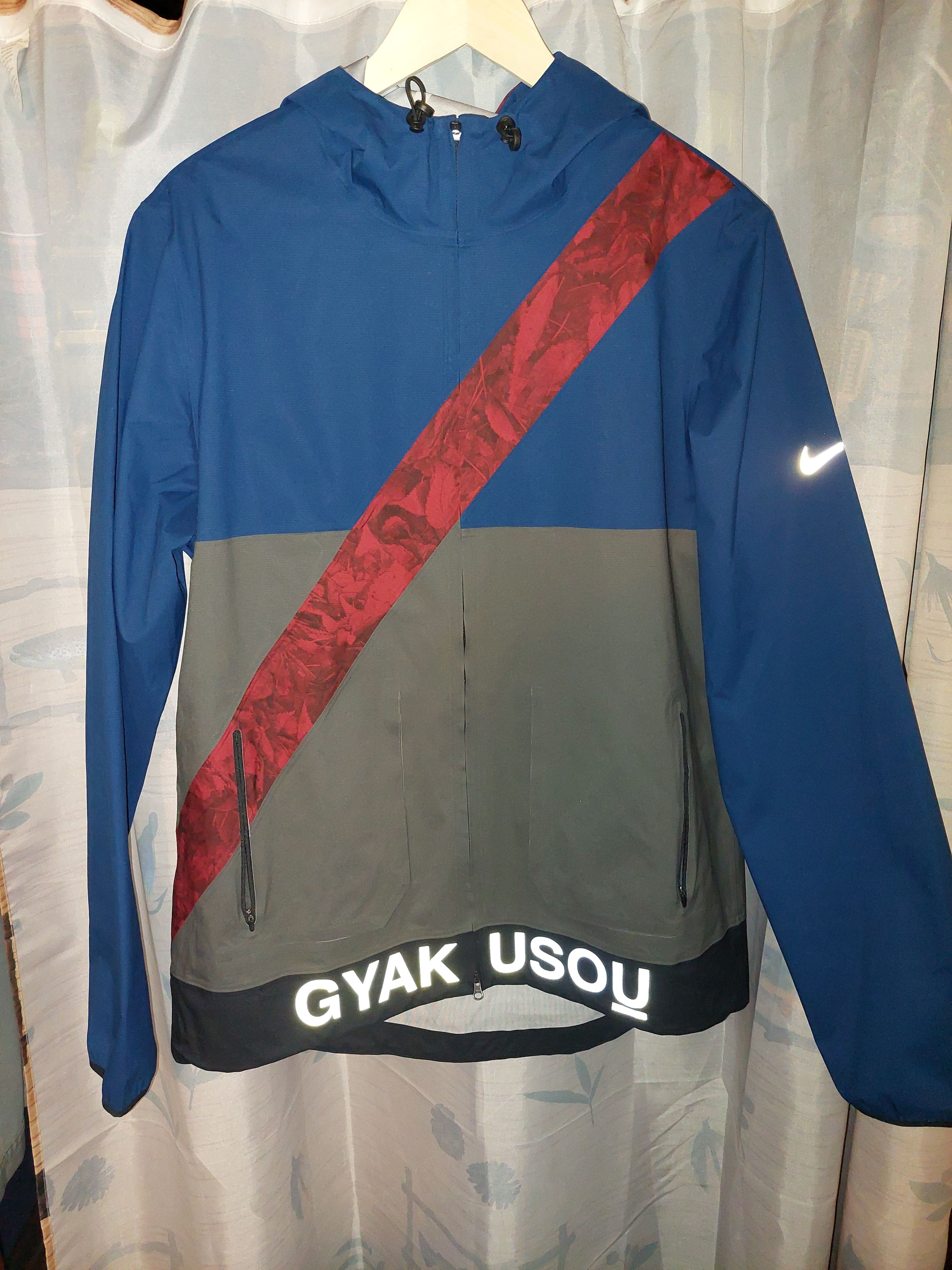 gyakusou gloves