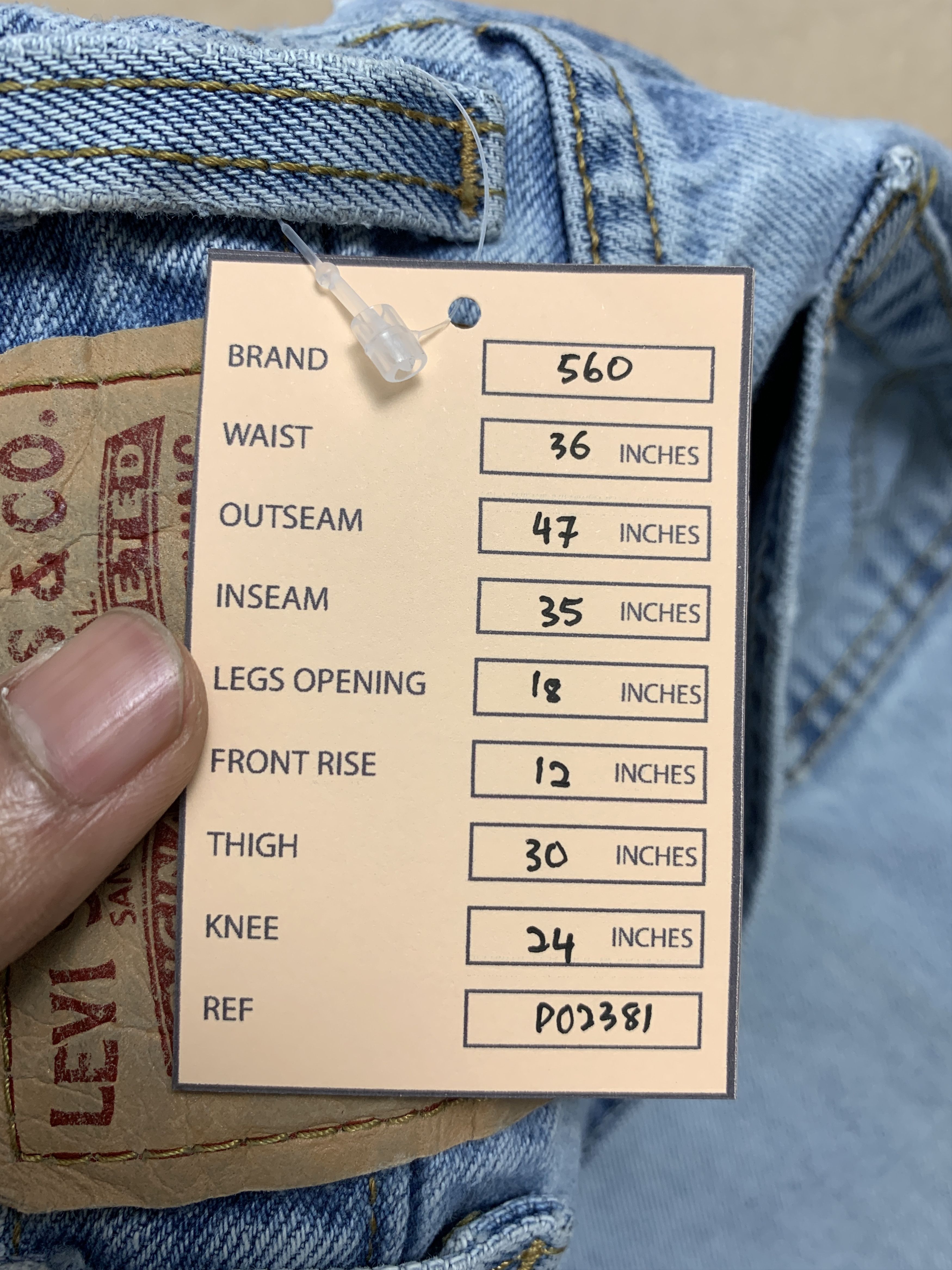Levi's Vintage LEVI'S 560 Straight Cut Light Wash Jeans Size US 36 / EU 52 - 17 Thumbnail