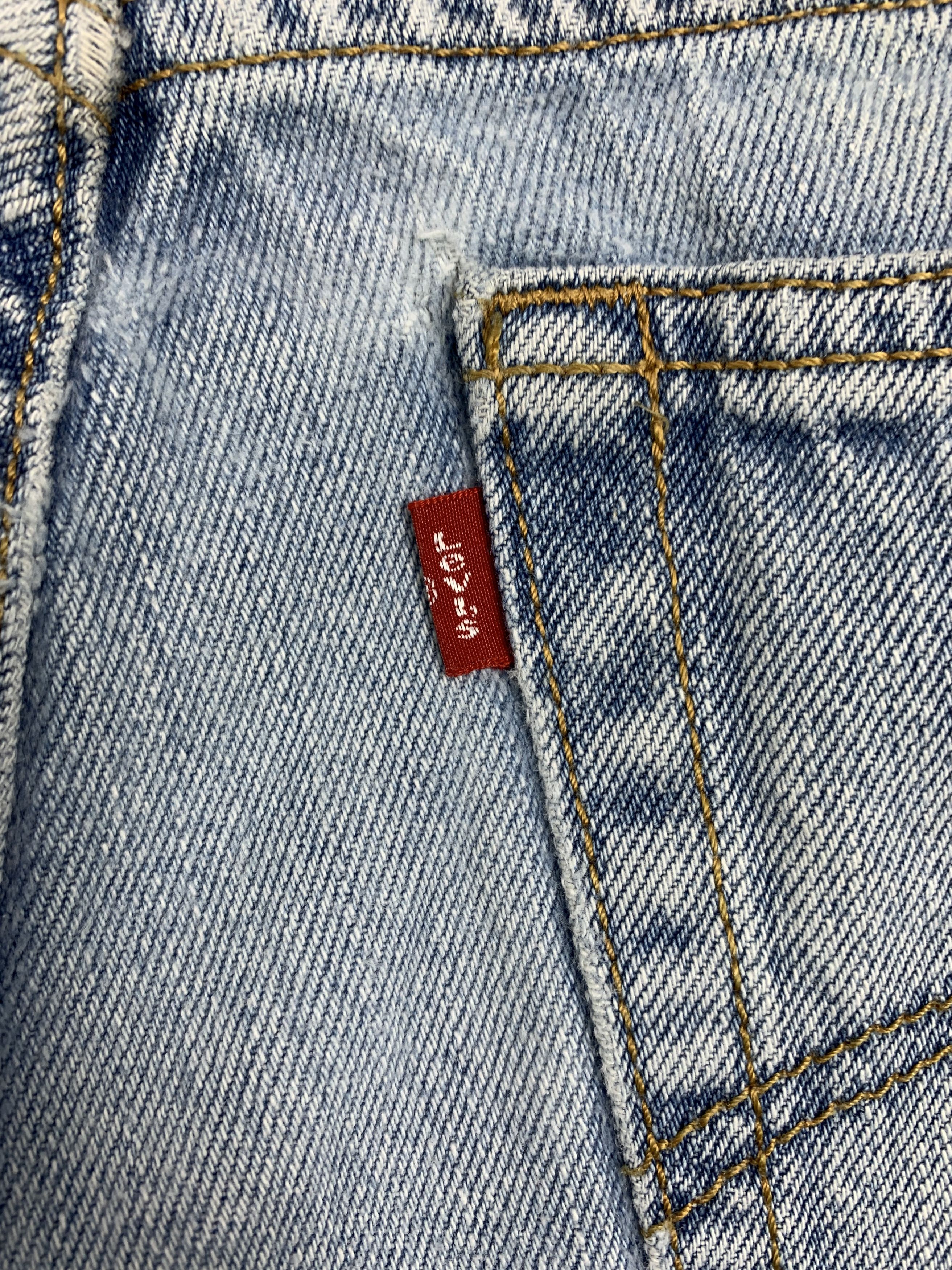 Levi's Vintage LEVI'S 560 Straight Cut Light Wash Jeans Size US 36 / EU 52 - 8 Thumbnail