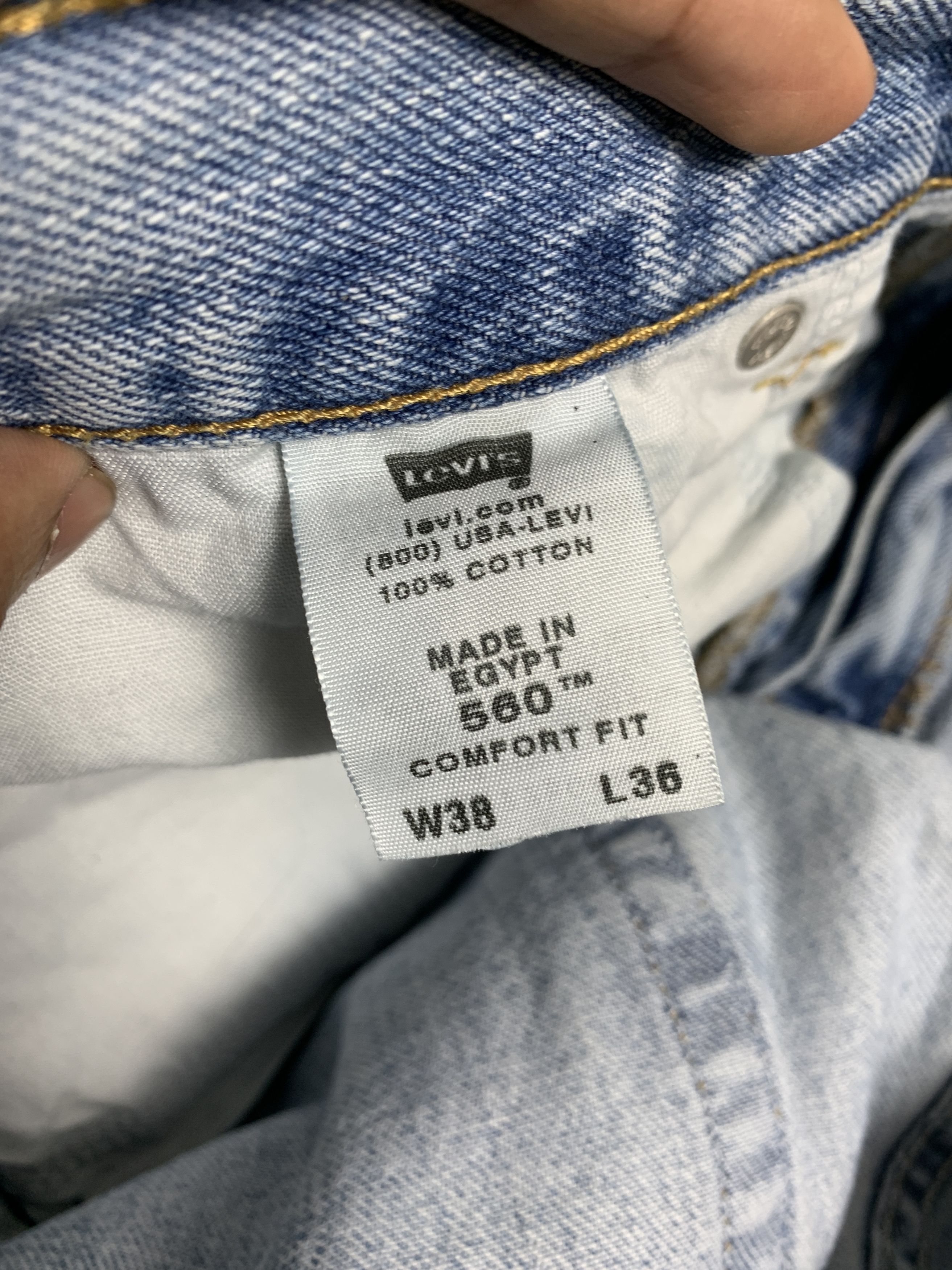 Levi's Vintage LEVI'S 560 Straight Cut Light Wash Jeans Size US 36 / EU 52 - 12 Thumbnail