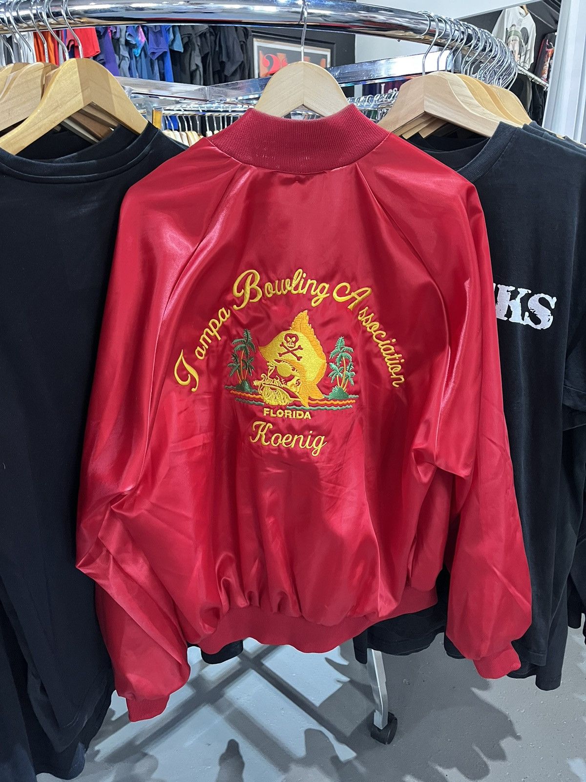 Blouson Bomber Satin Tampa Bay Buccaneers Vintage Starter - Taille S Orange - Années 80 - Occasion Excellent